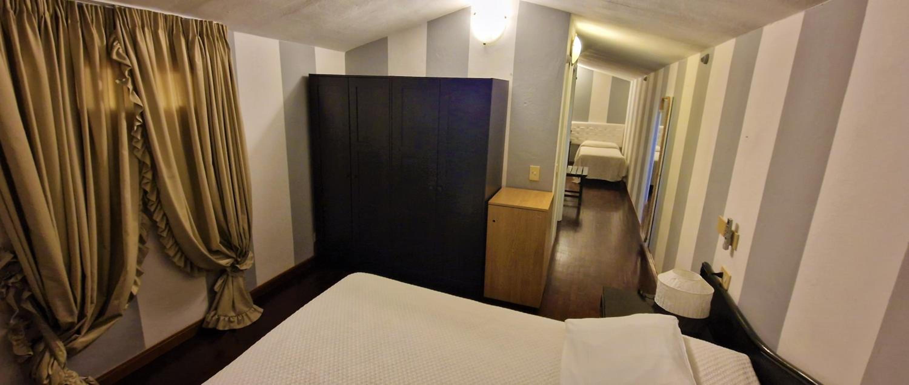 Quadruple Room photo 2