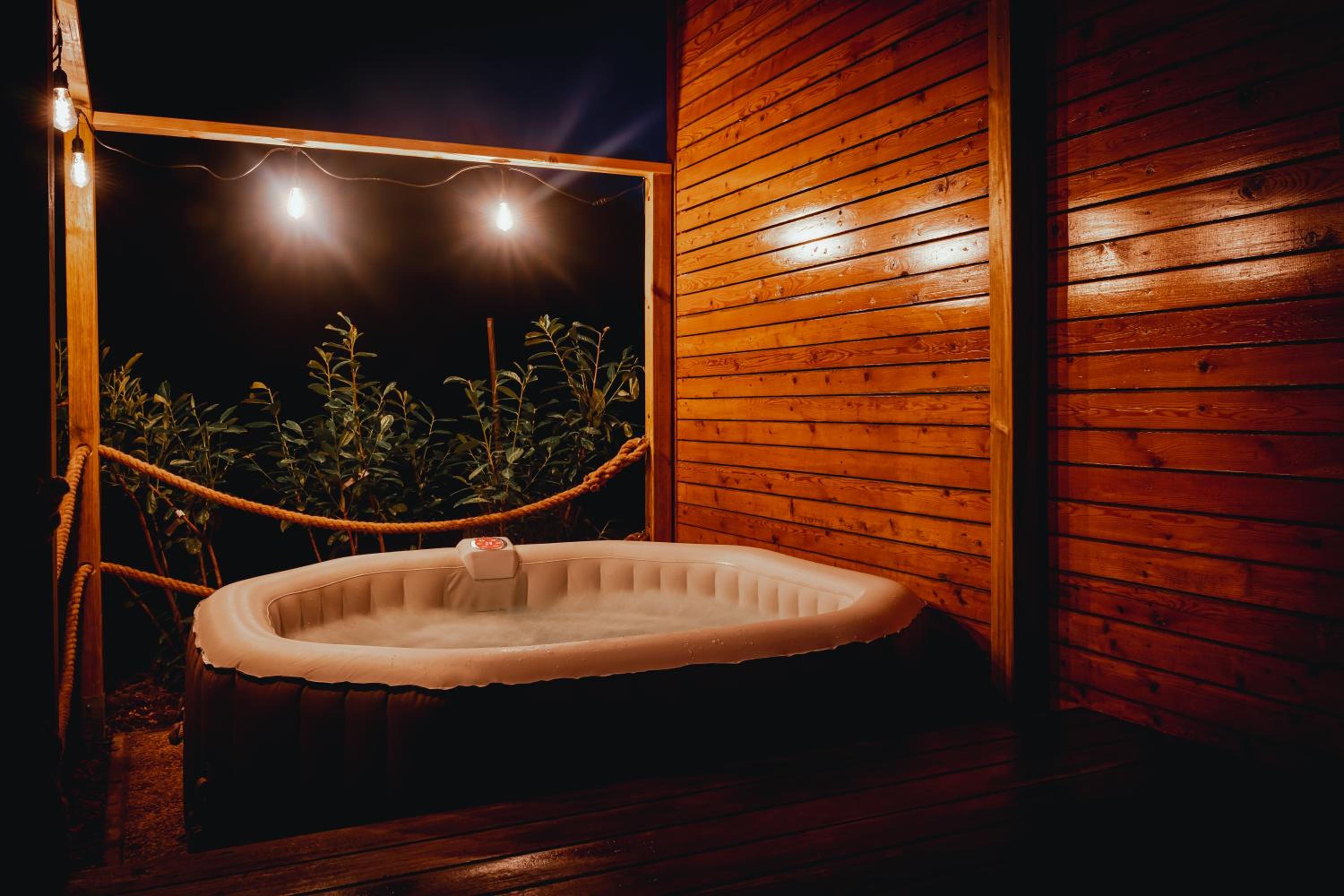 Superior Bungalow - Photo 11