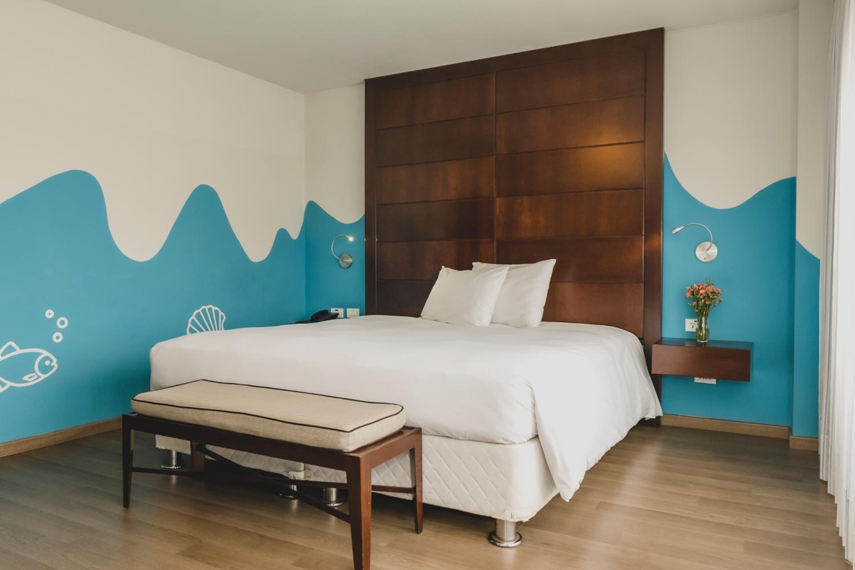 Standard King Room