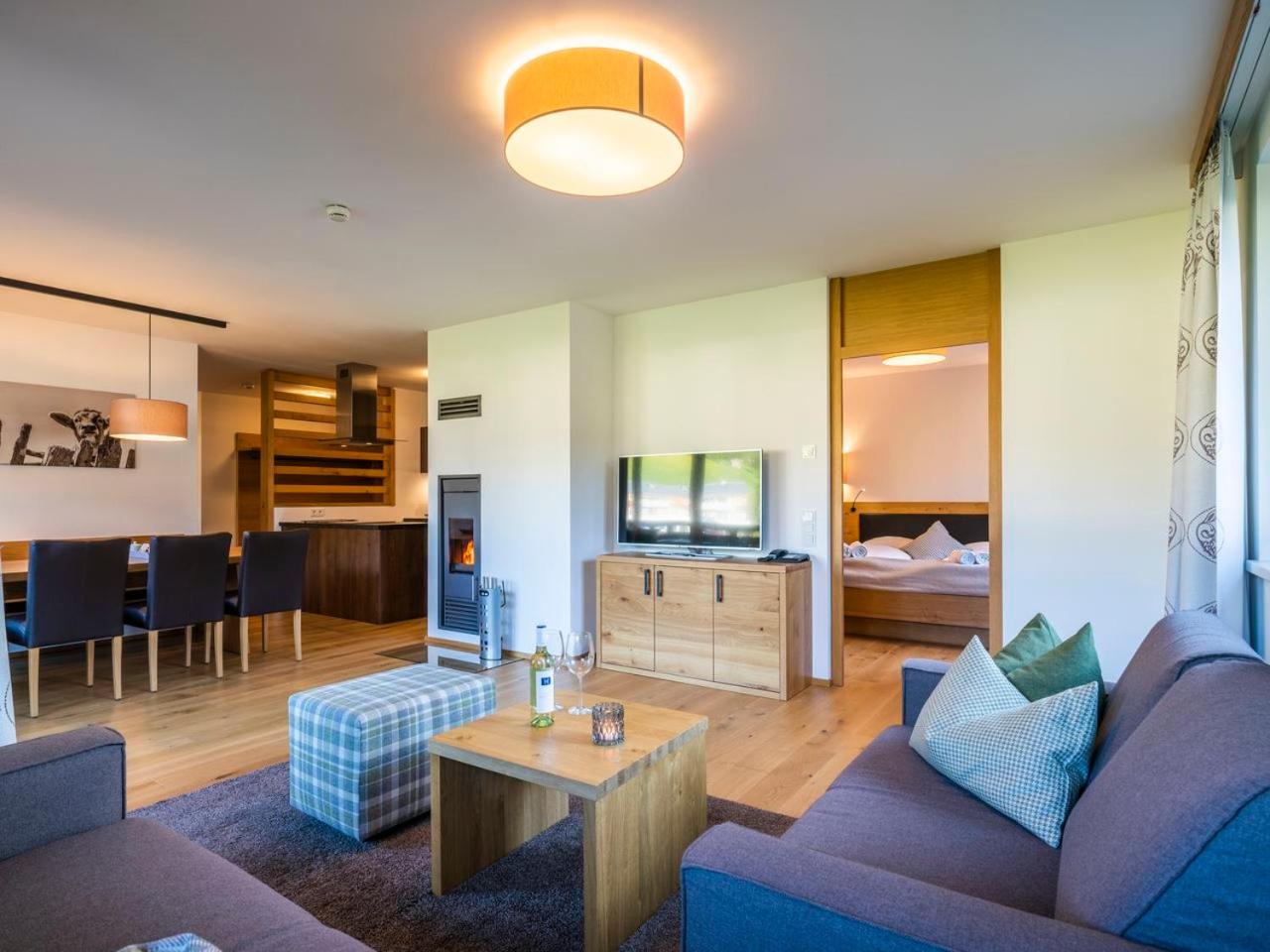 Three-bedrooms Apartment