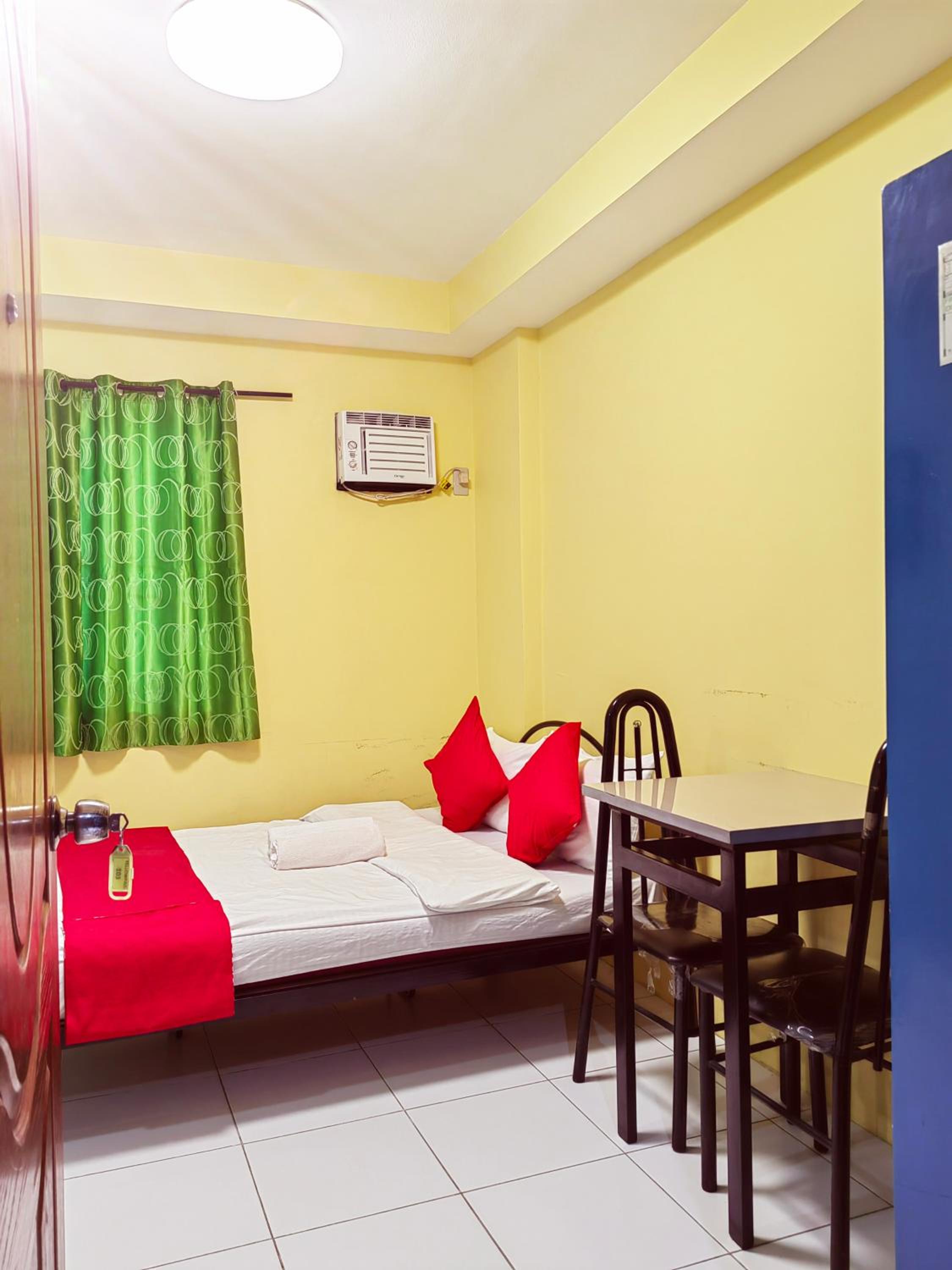 Deluxe Double Room - Photo 7