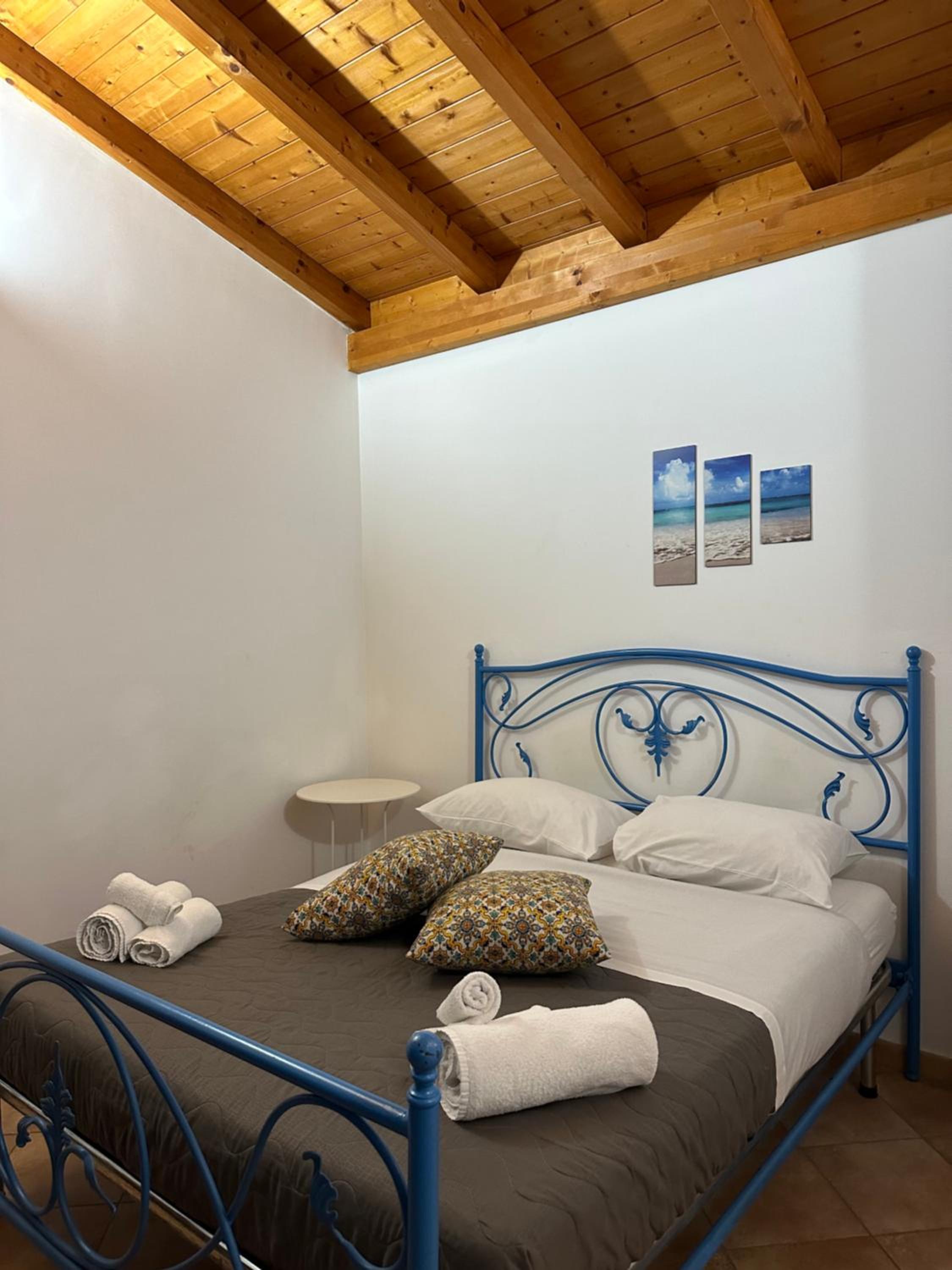 One-Bedroom Apartment - Photo 10