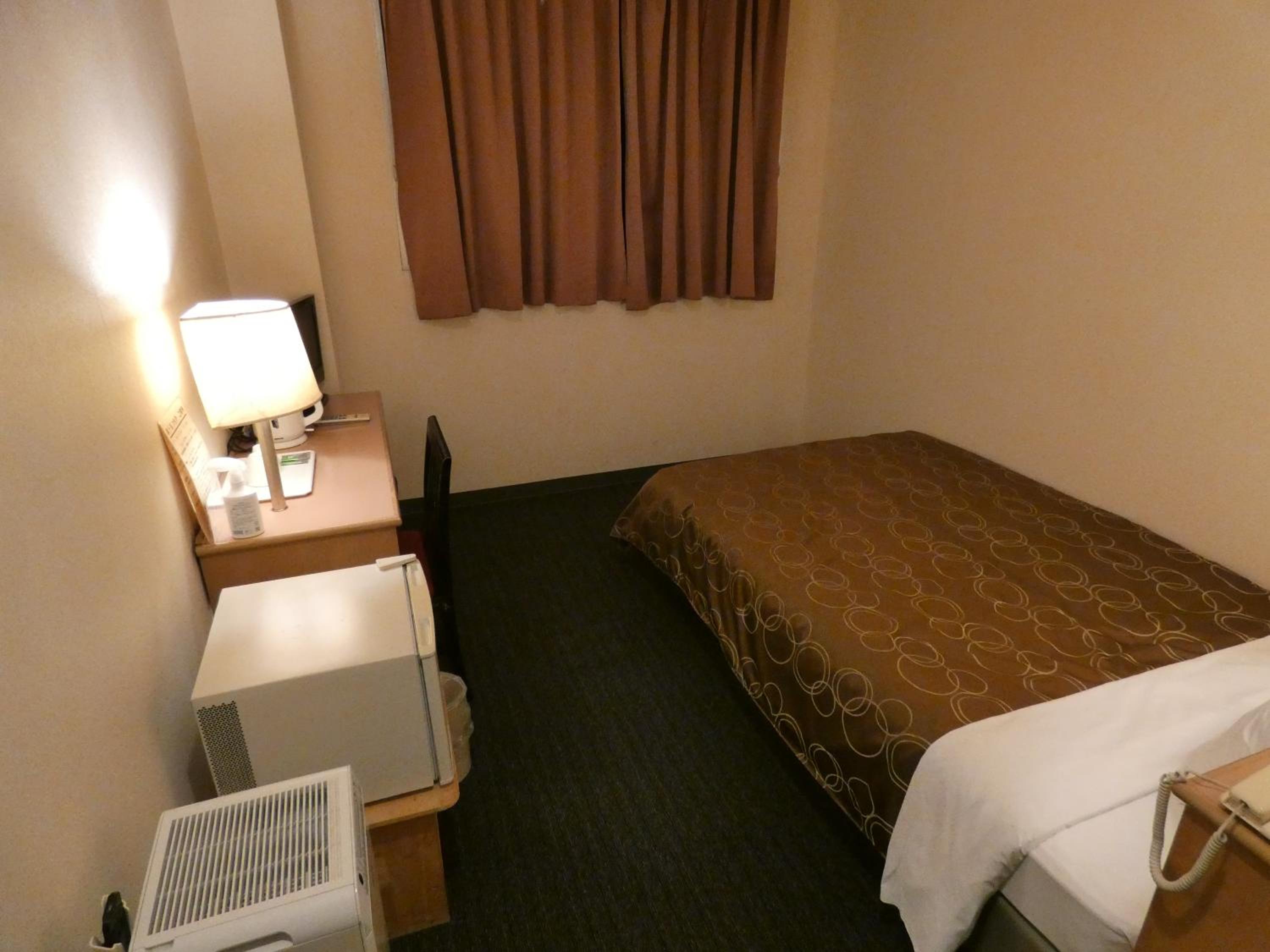 Single Room - Photo 2