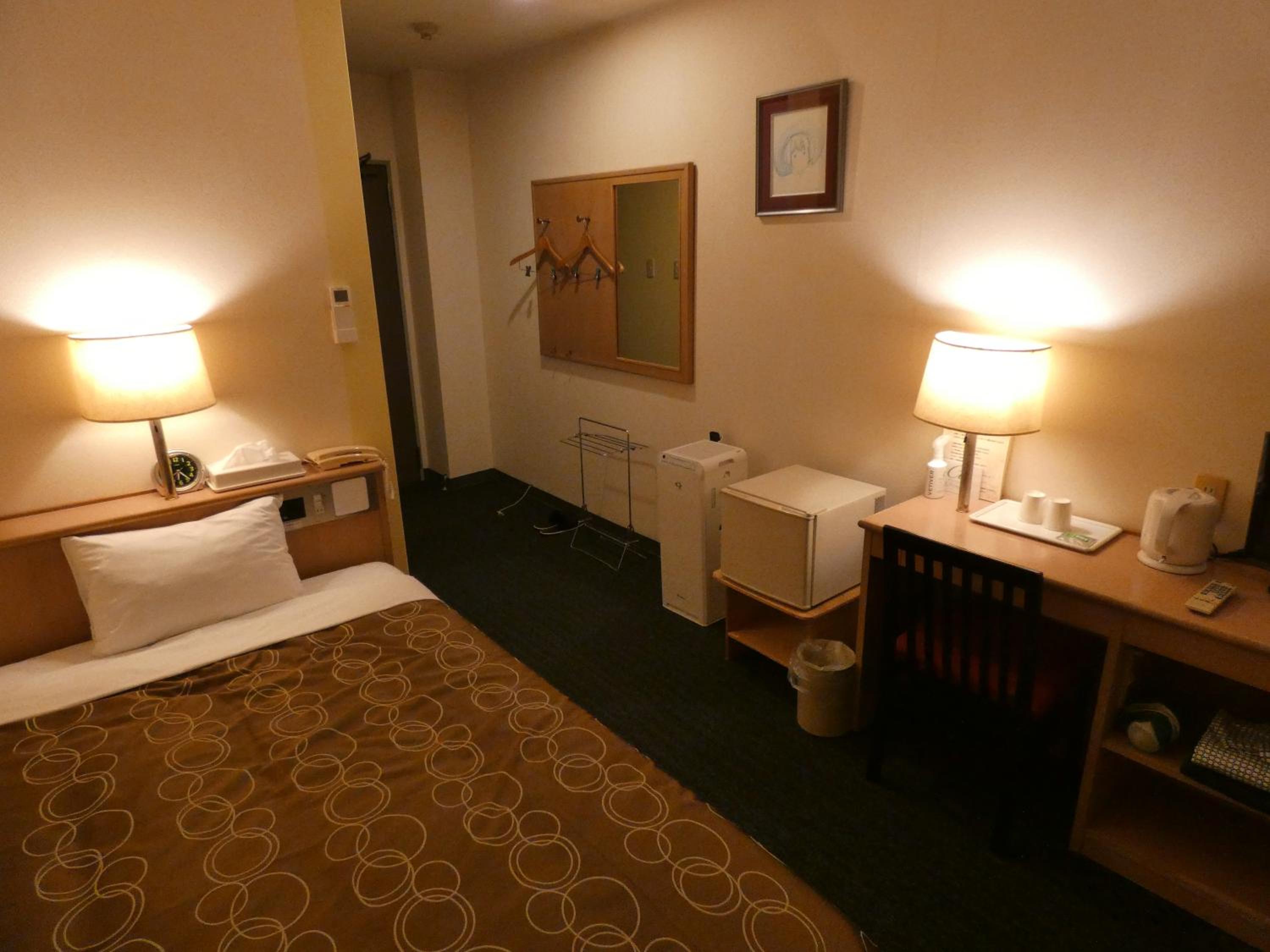 Single Room - Photo 3
