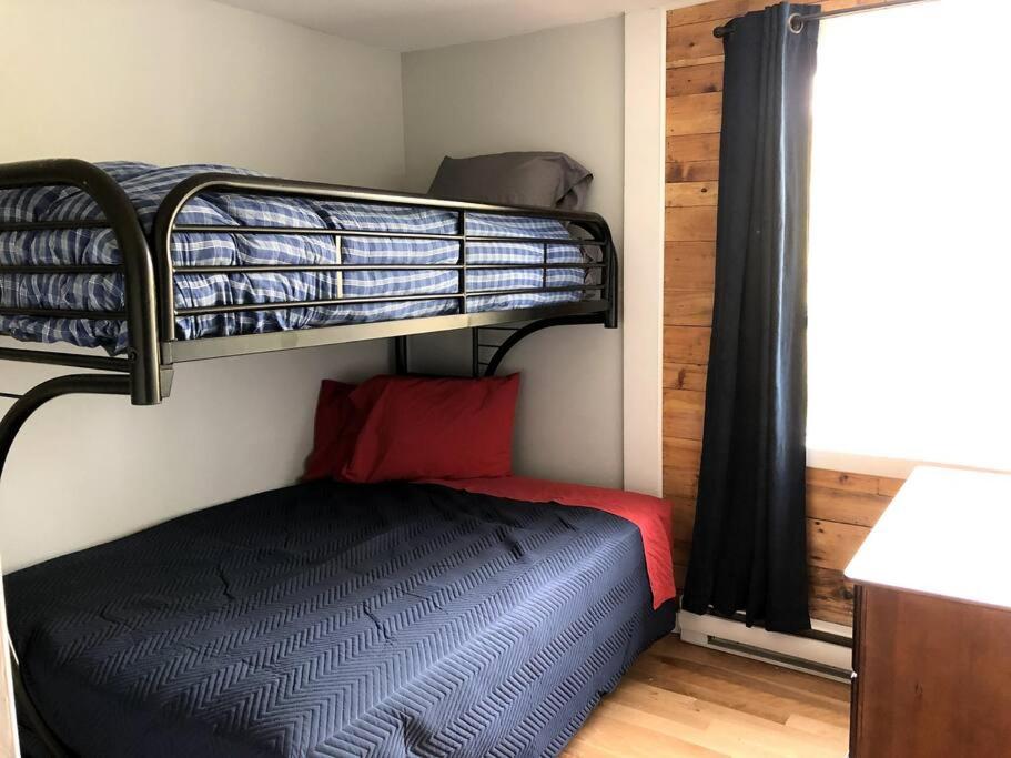 Four-Bedroom House photo 1