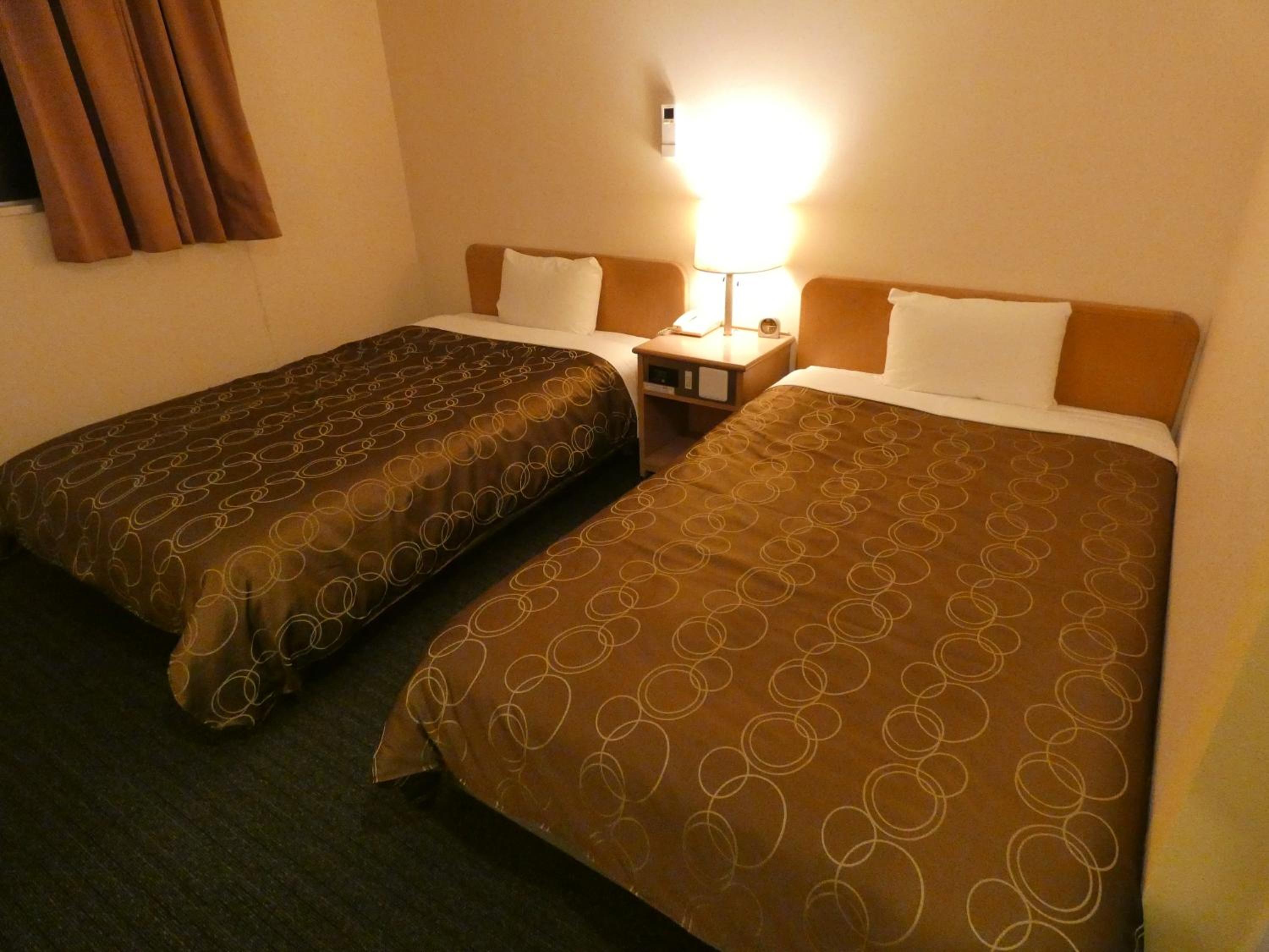 Twin Room - Photo 4
