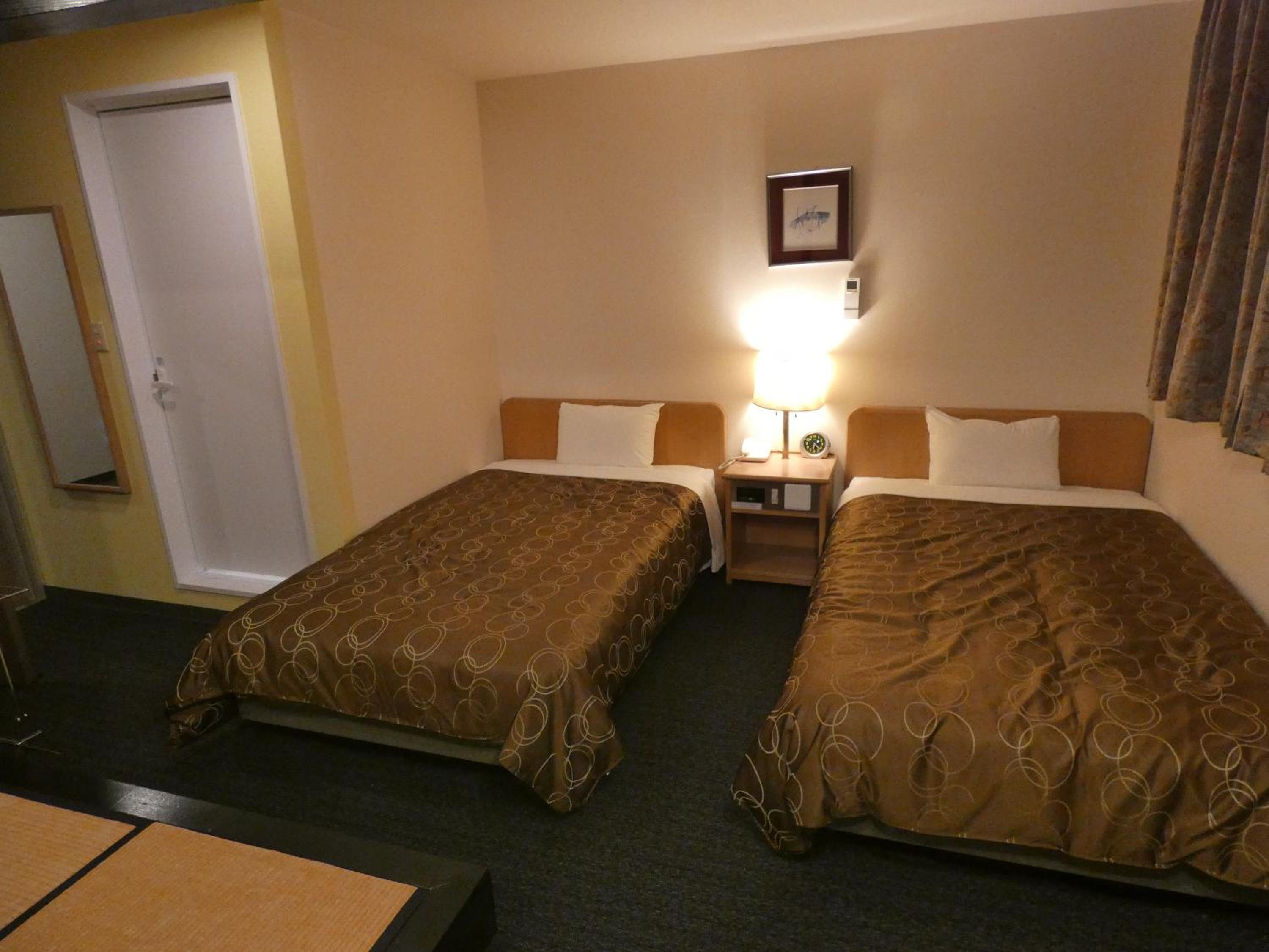 Twin Room with Tatami Area - Photo 5