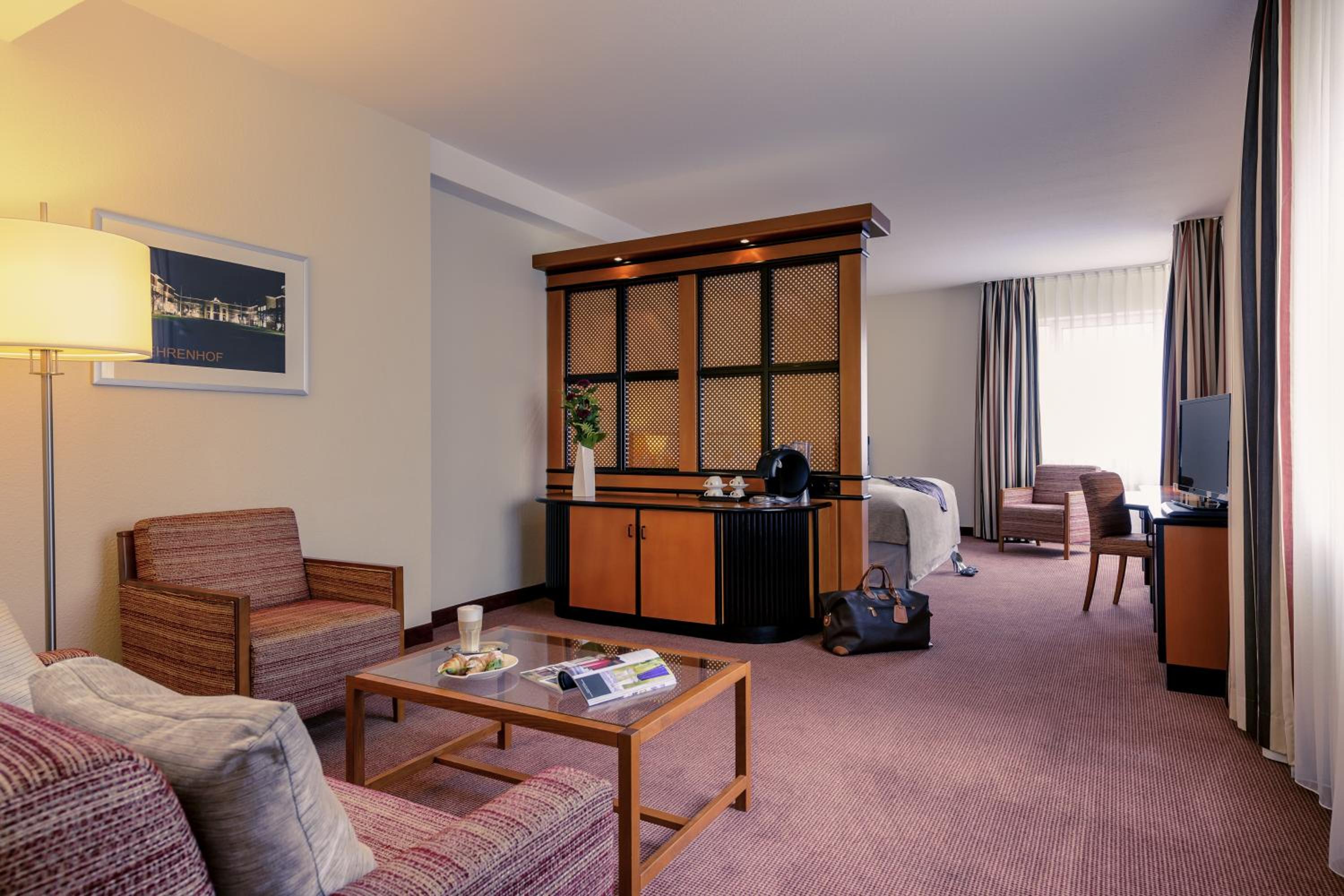 Superior Suite - Photo 7