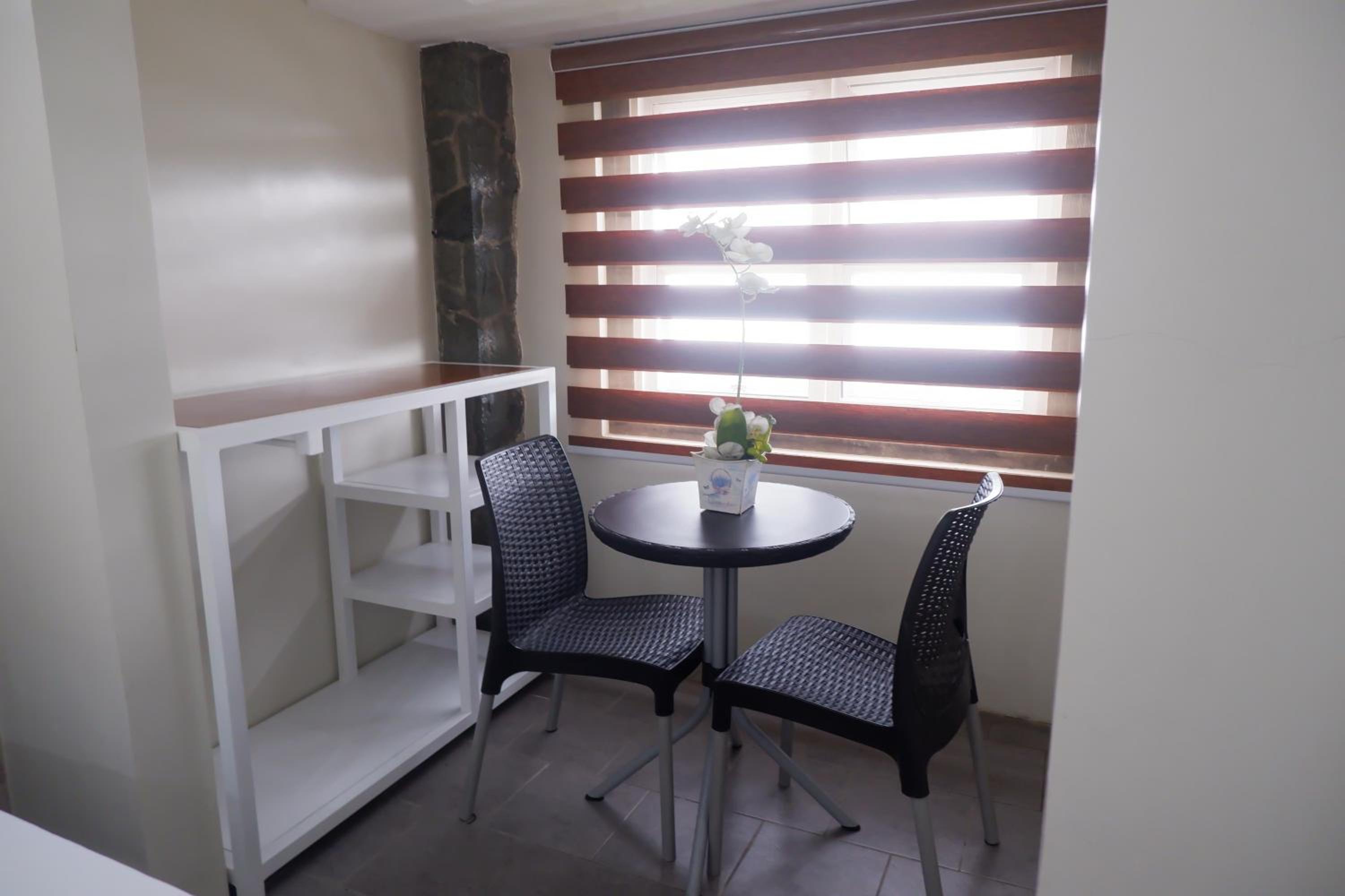 Triple Room - Photo 6