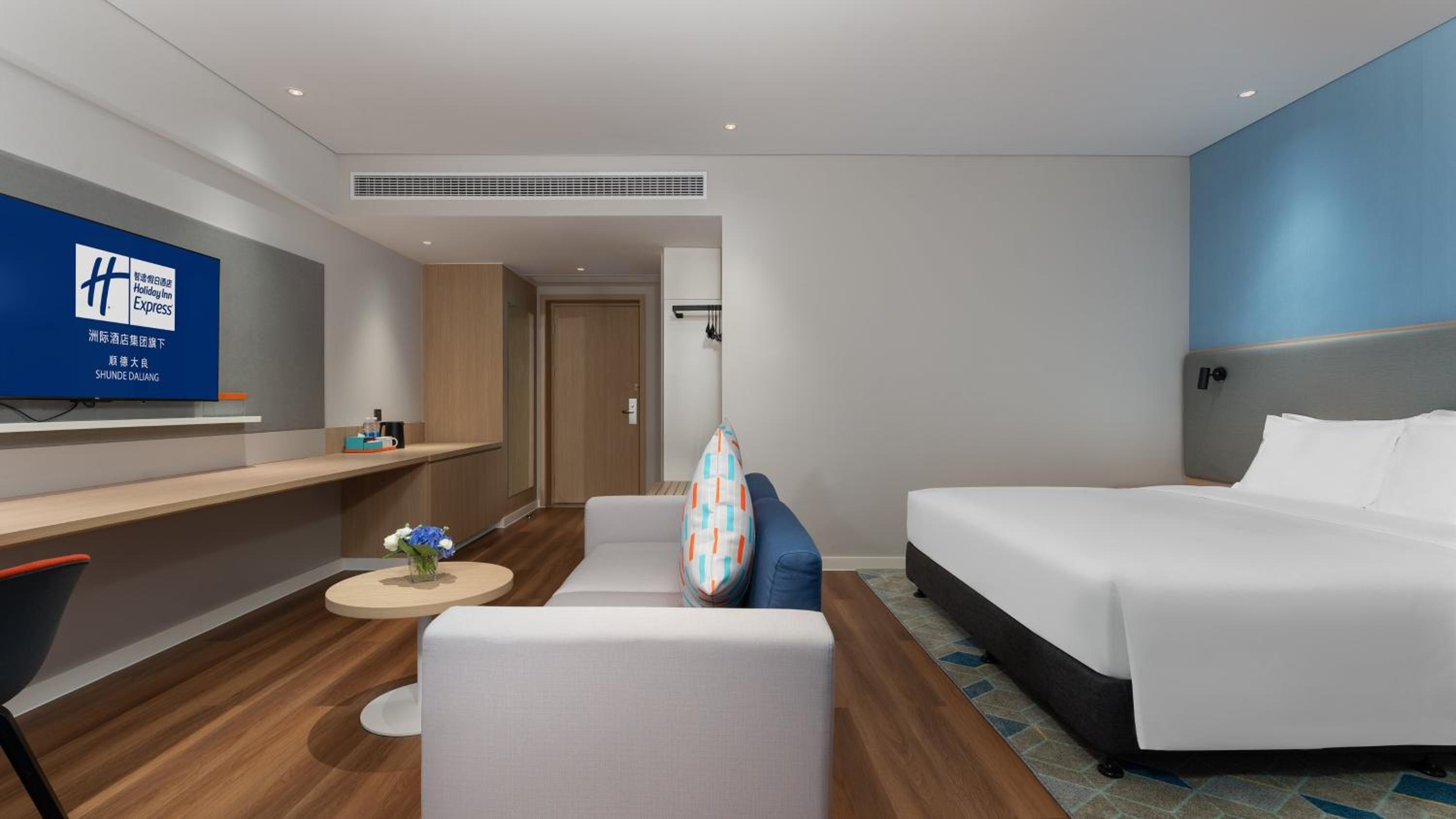 King Suite - Photo 5