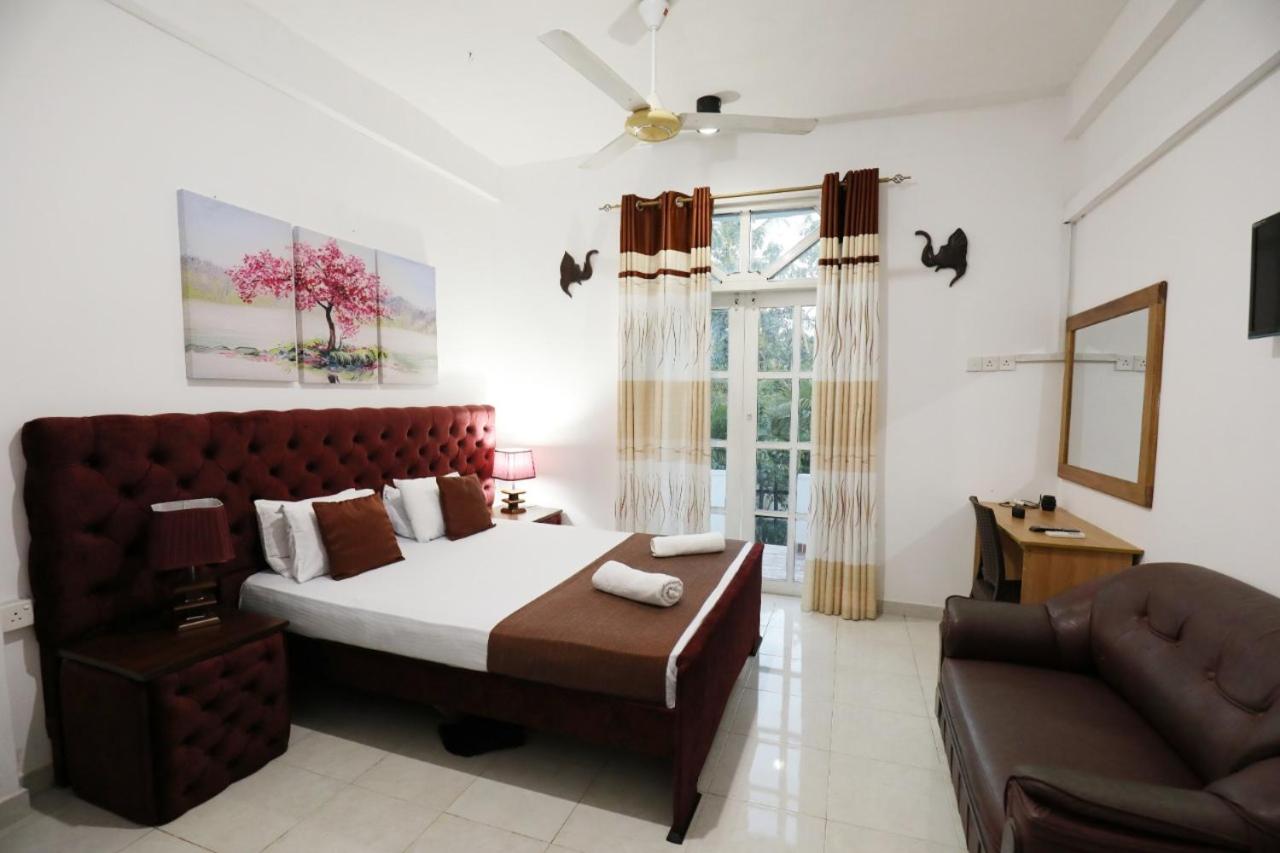 Standard Double or Twin Room photo 1