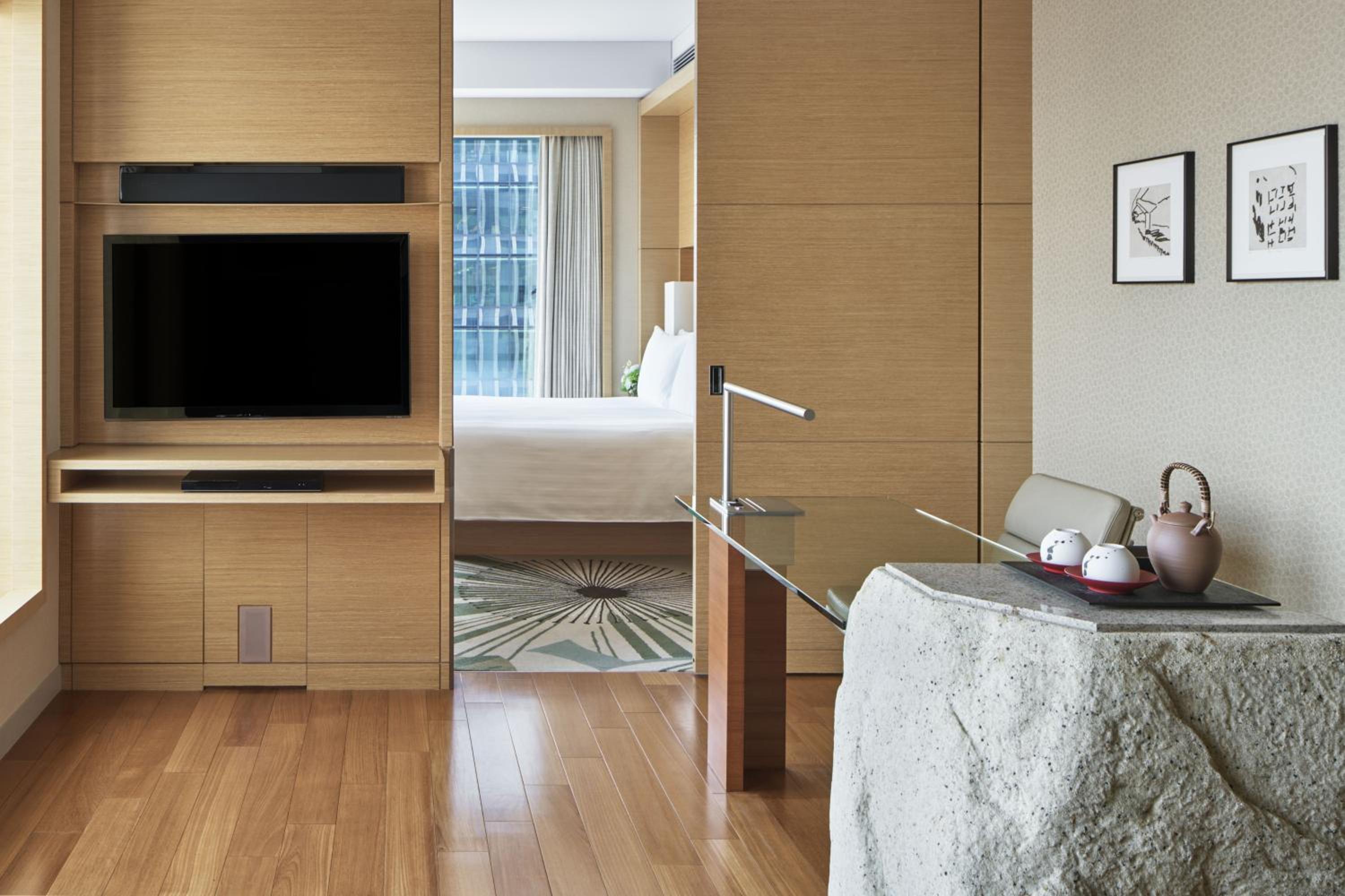 One Bedroom Suite with City View and Club Lounge Access