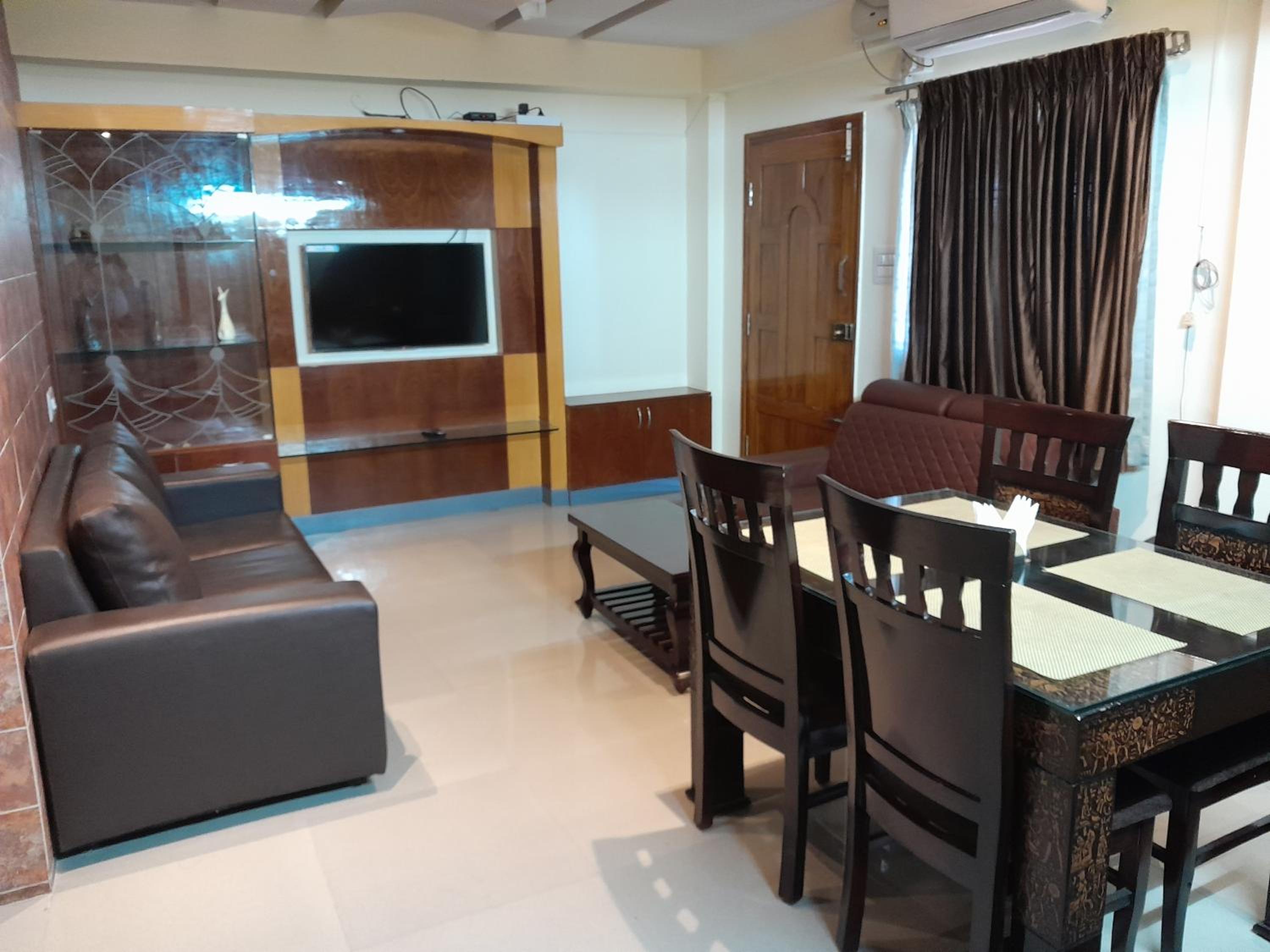 Apartment with Terrace - Photo 27