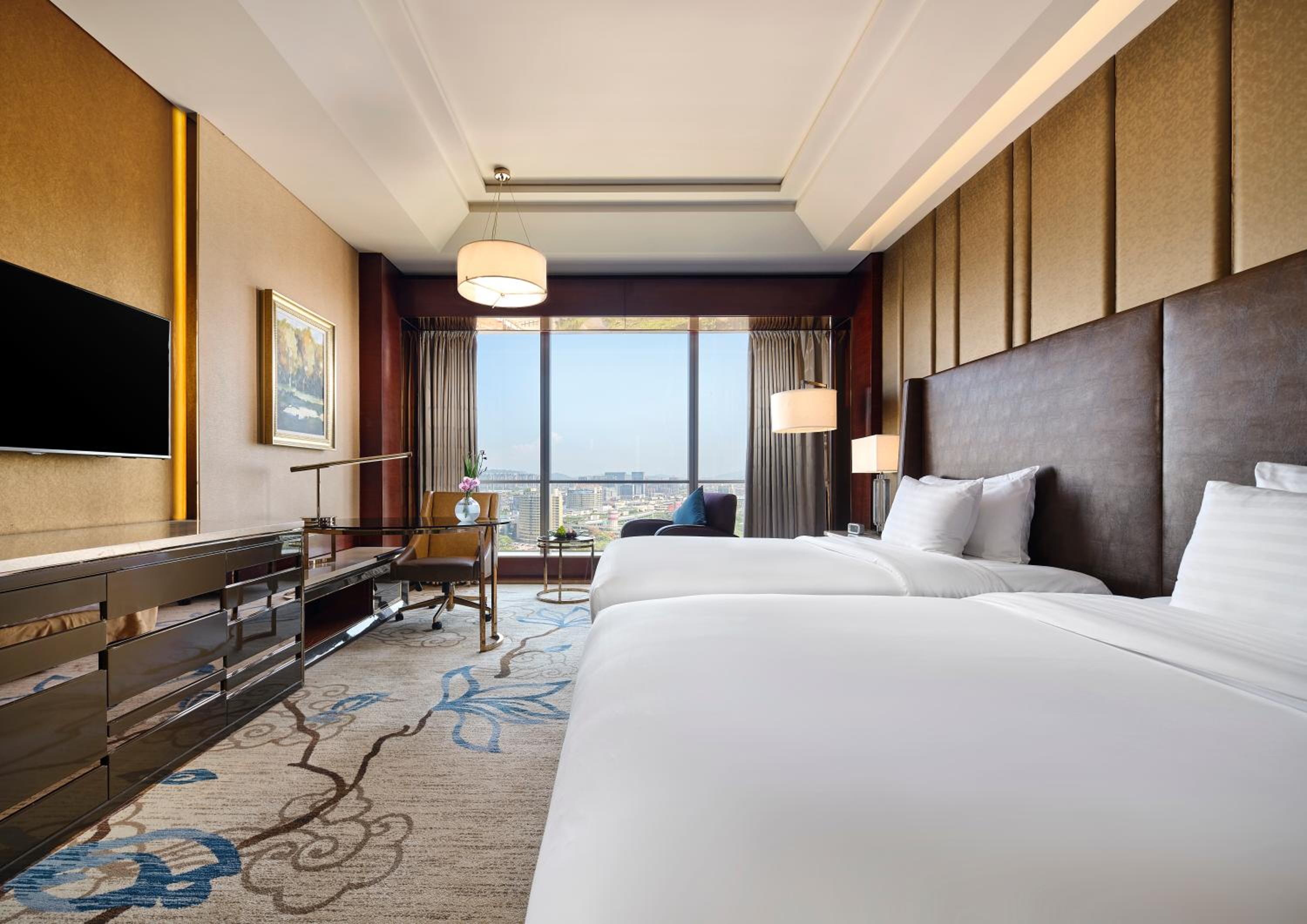 Twin Room with City View