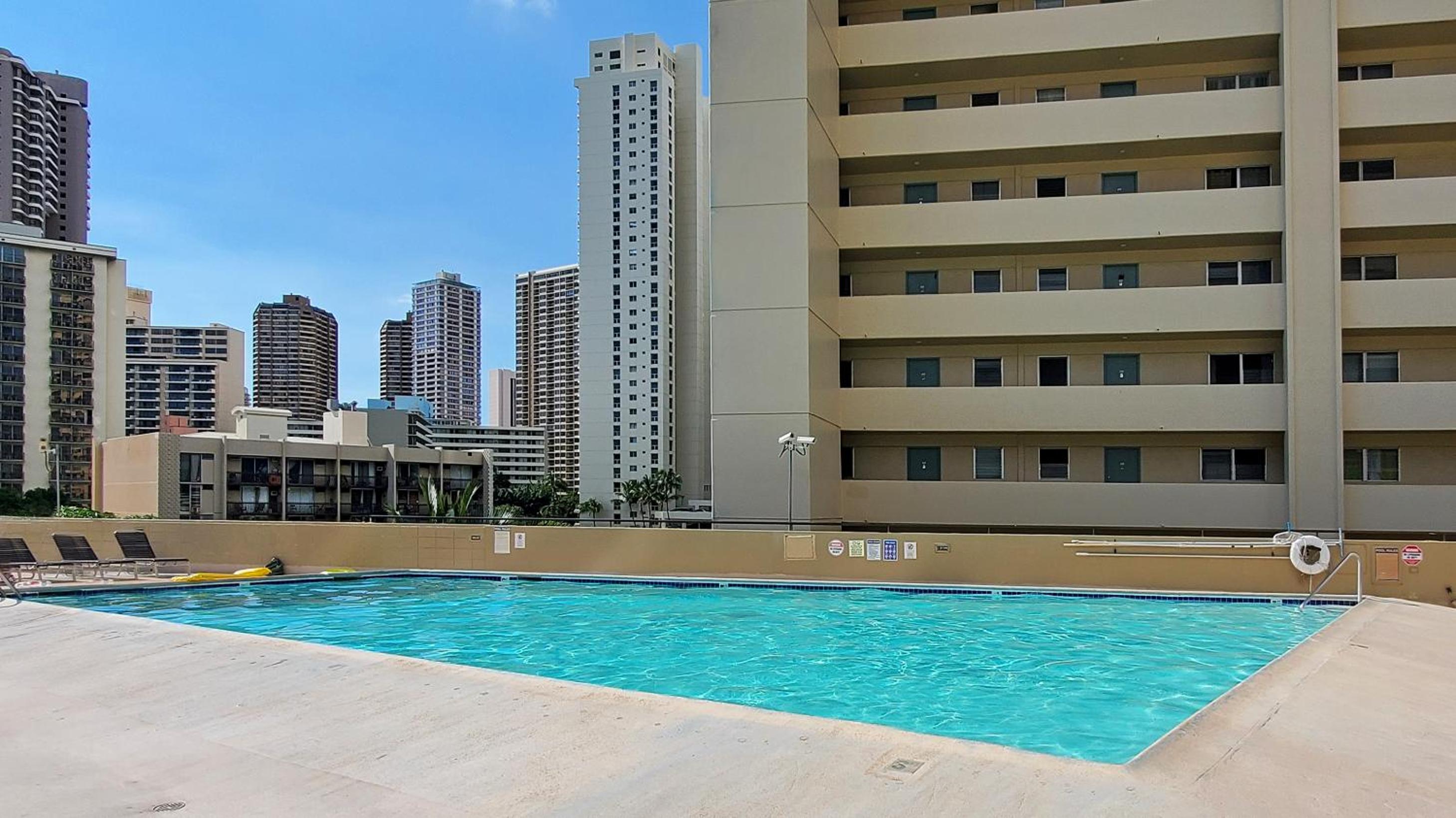 Apartment with Sea View - Photo 9