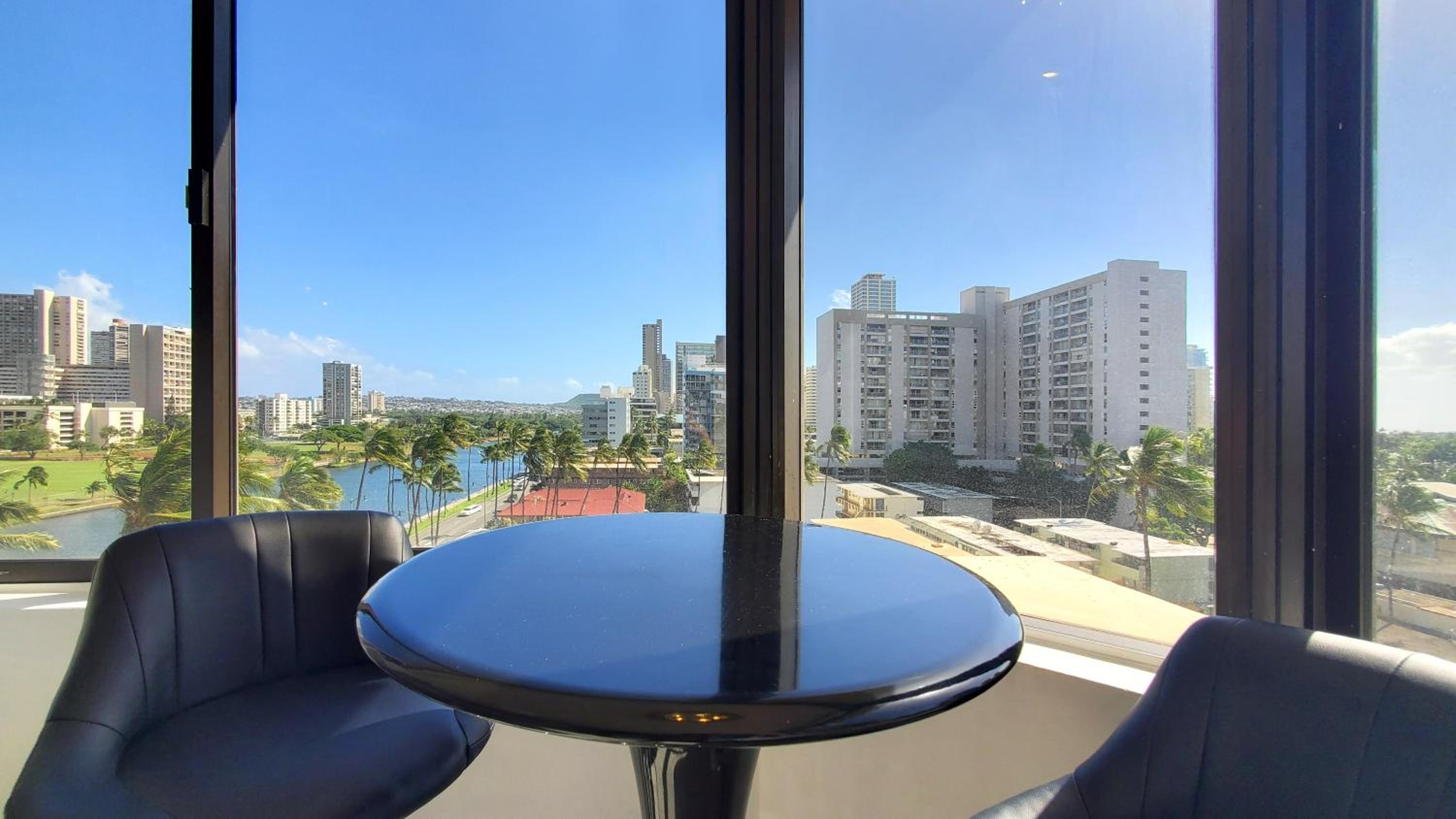 Apartment with Sea View - Photo 6