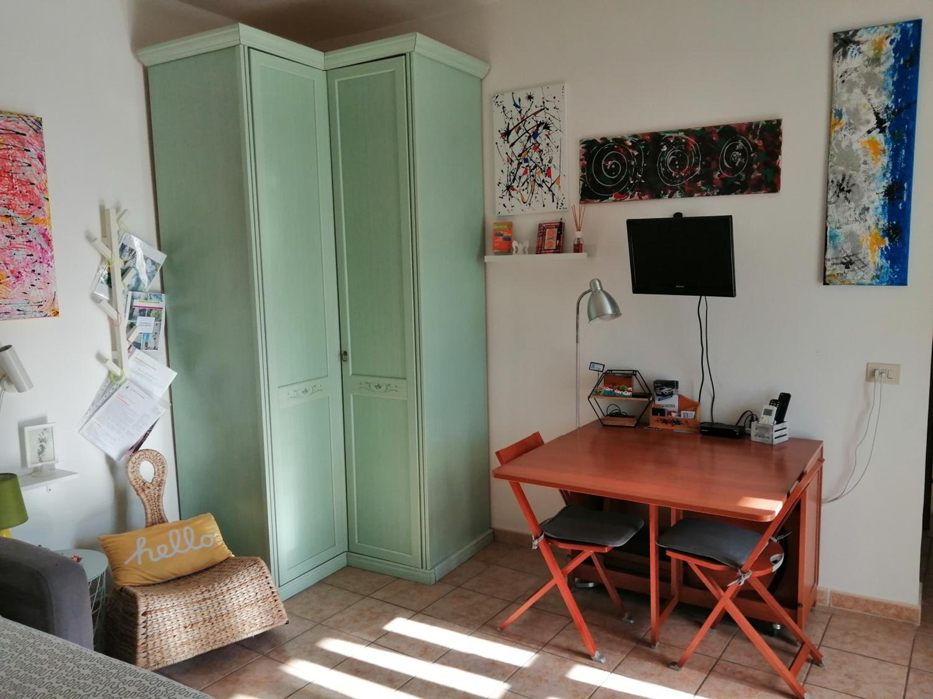 Studio with Terrace - Photo 25