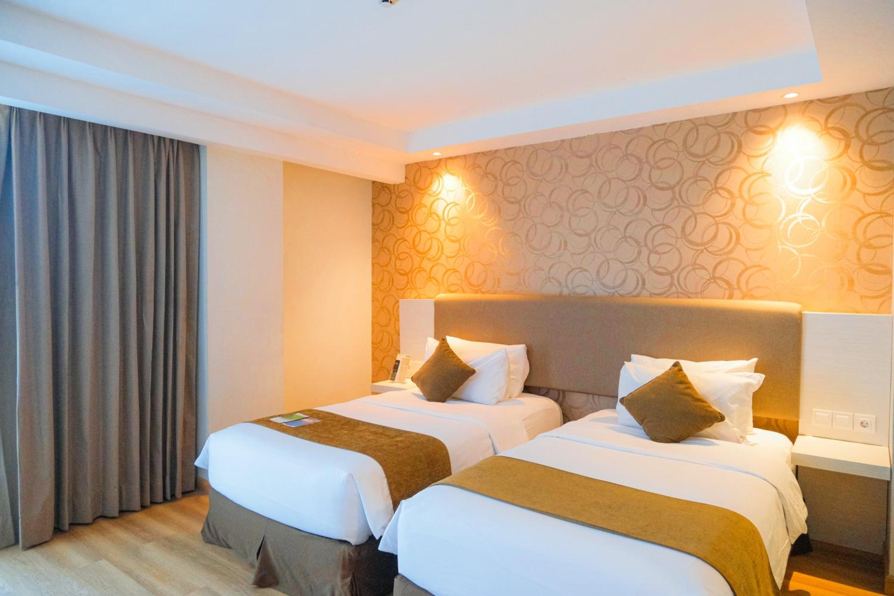 Deluxe Twin Room photo 1