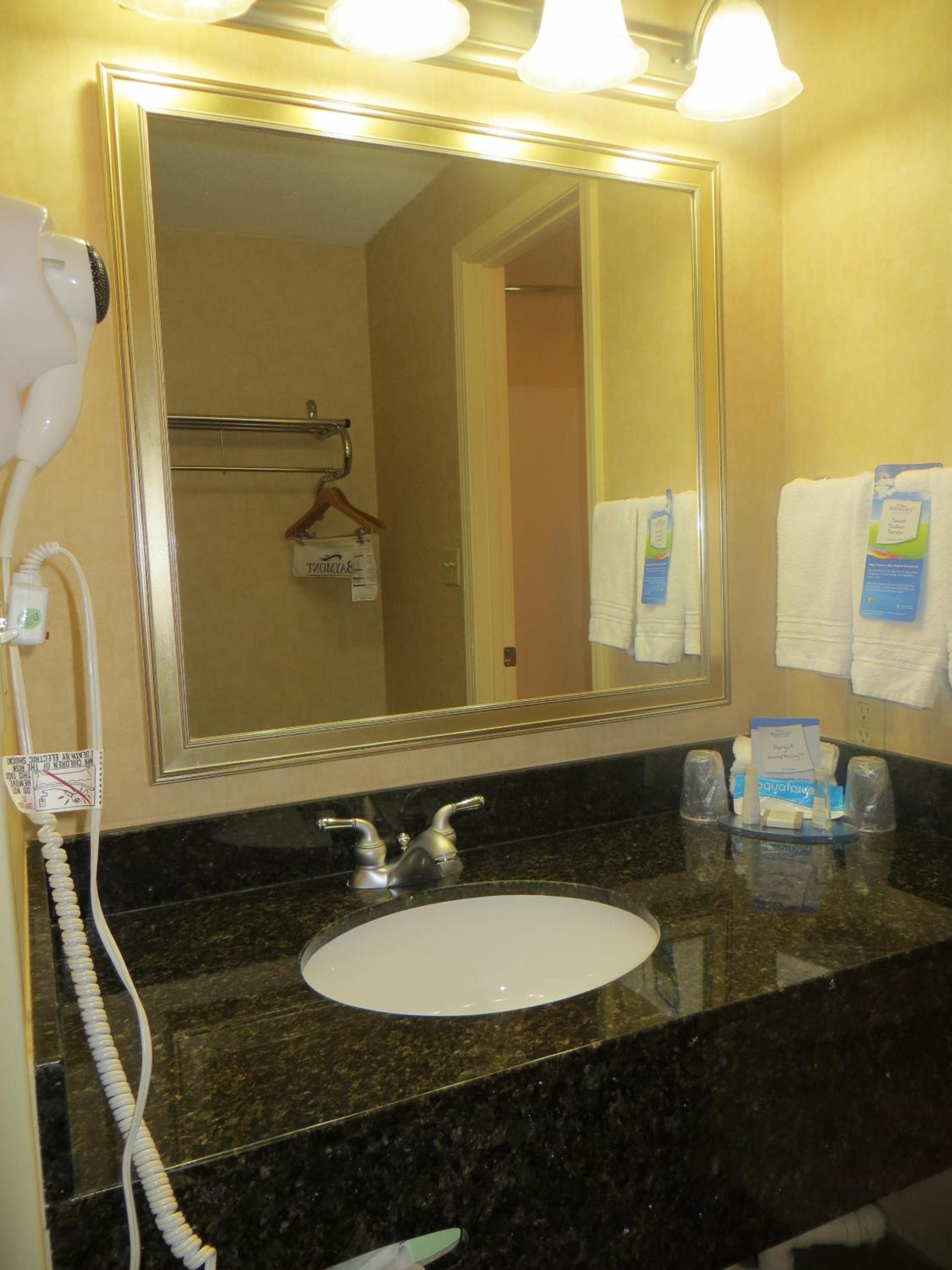 King Room - Disability Access/Non-Smoking photo 2