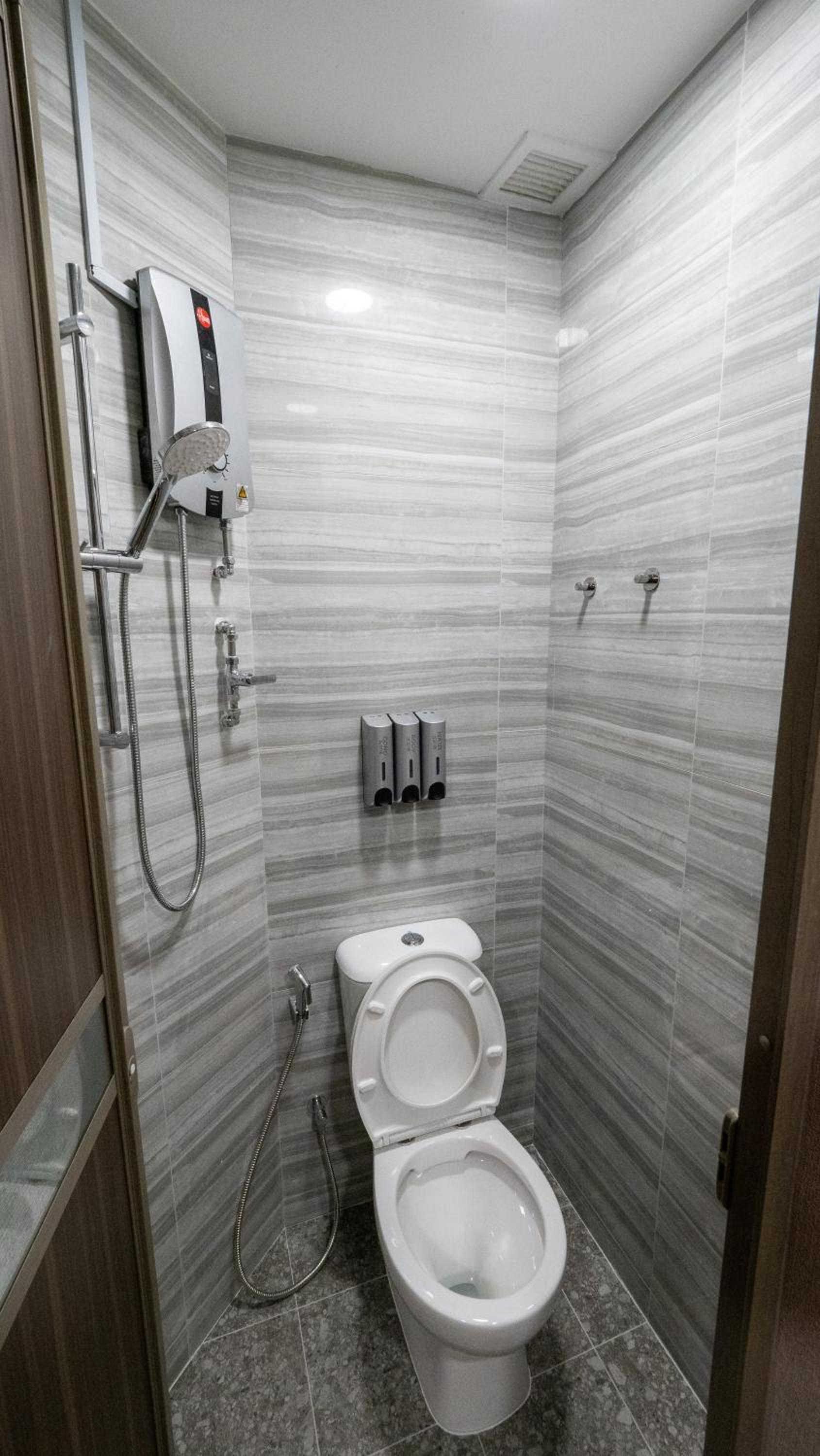 Single Room photo 2