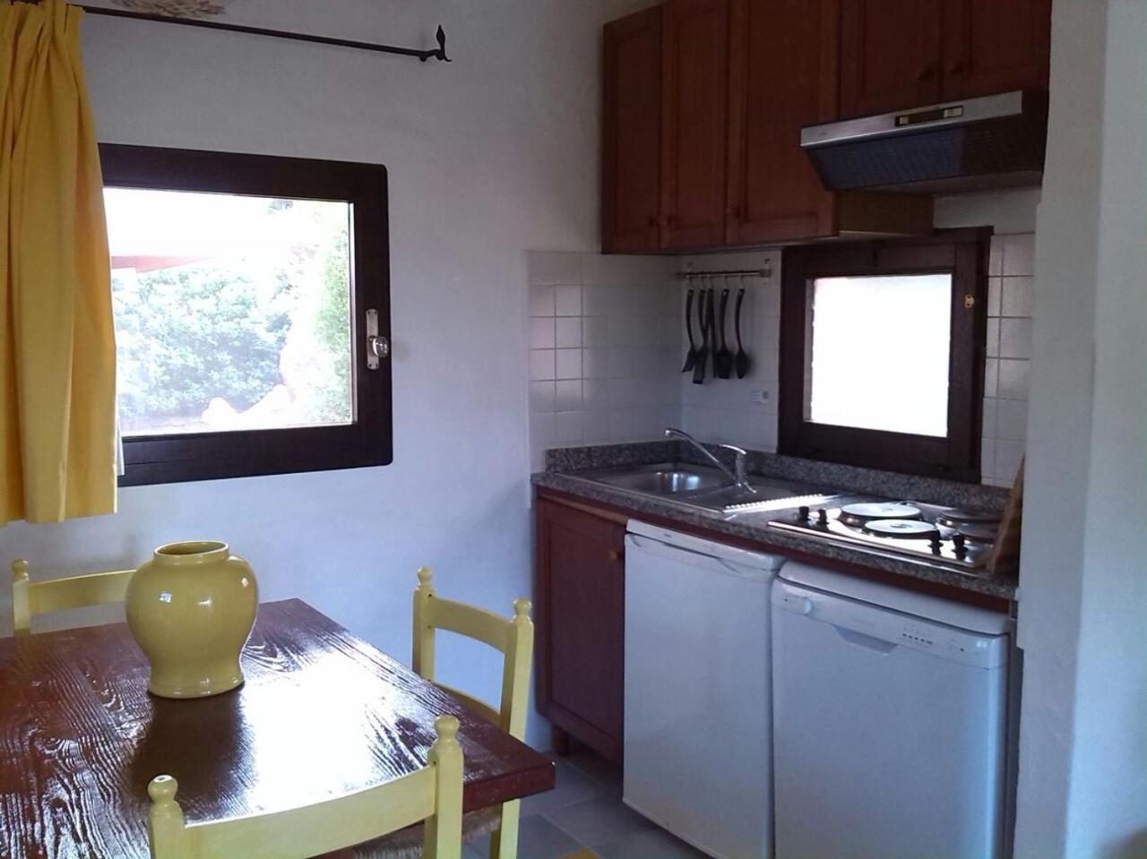 Two-Bedroom Apartment with Garden View photo 2