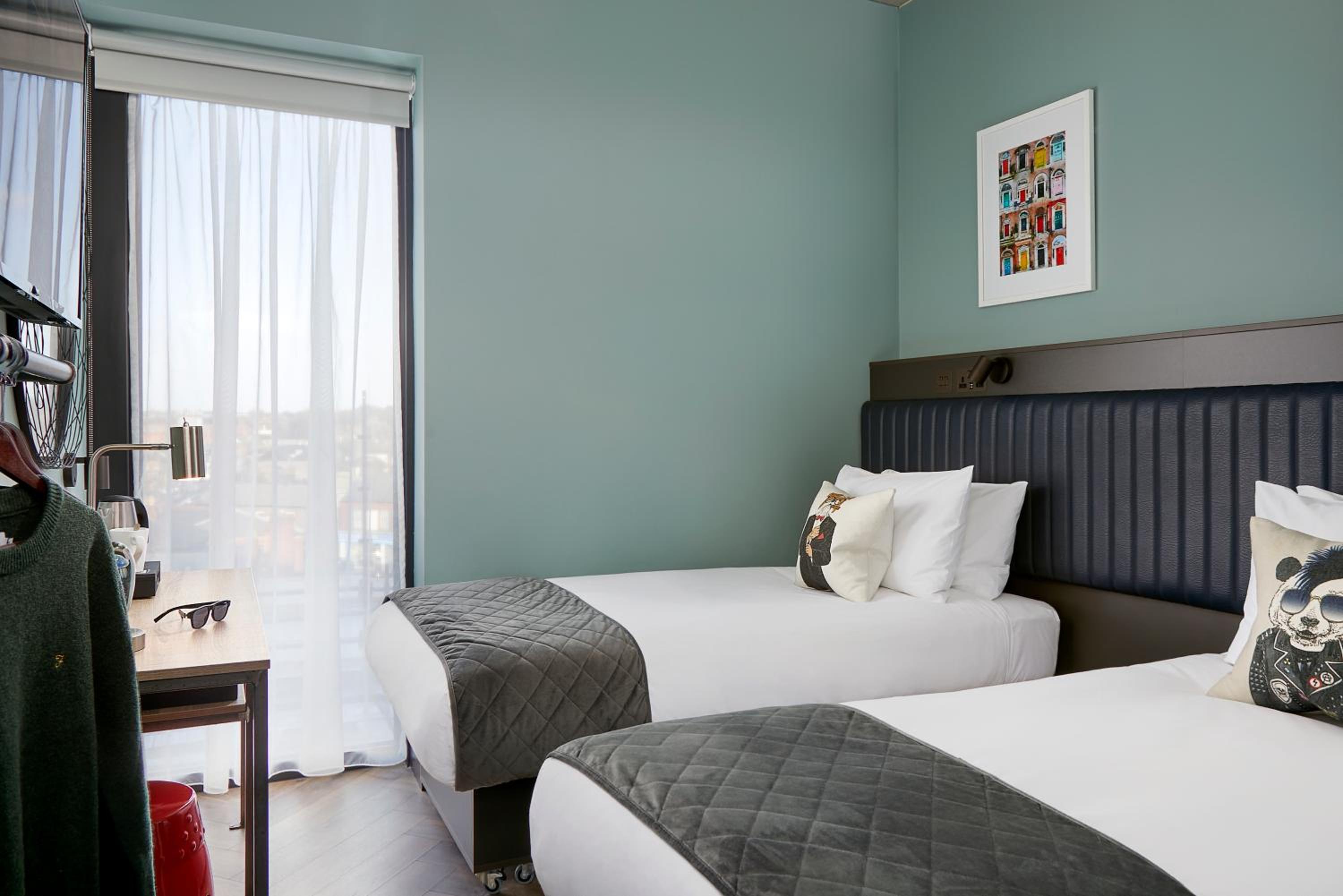 Standard Twin Room photo 3