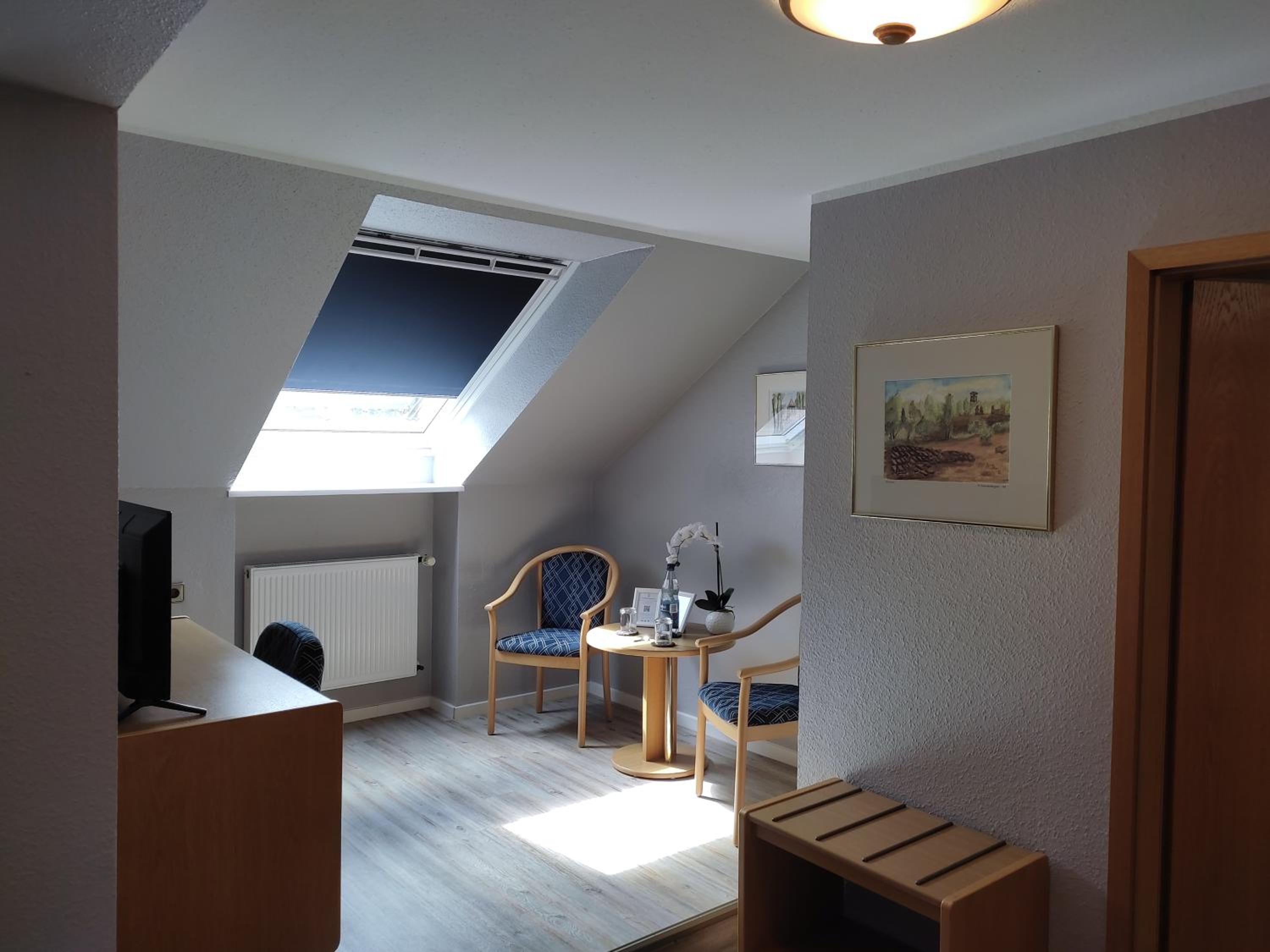 Standard Twin Room photo 3