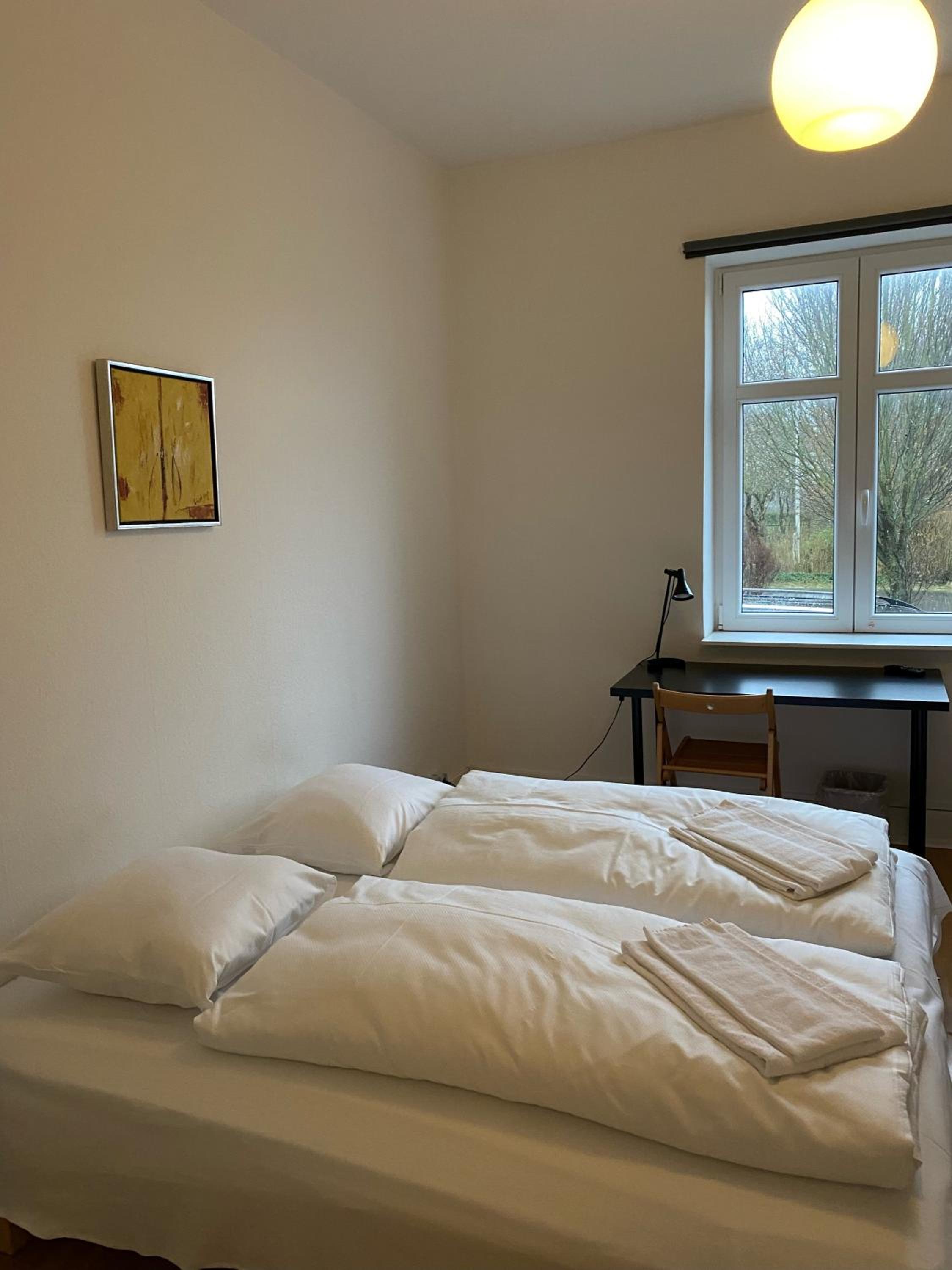 Quadruple Room with Shared Bathroom photo 3