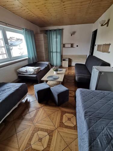 Quadruple Room with Private External Bathroom photo 2