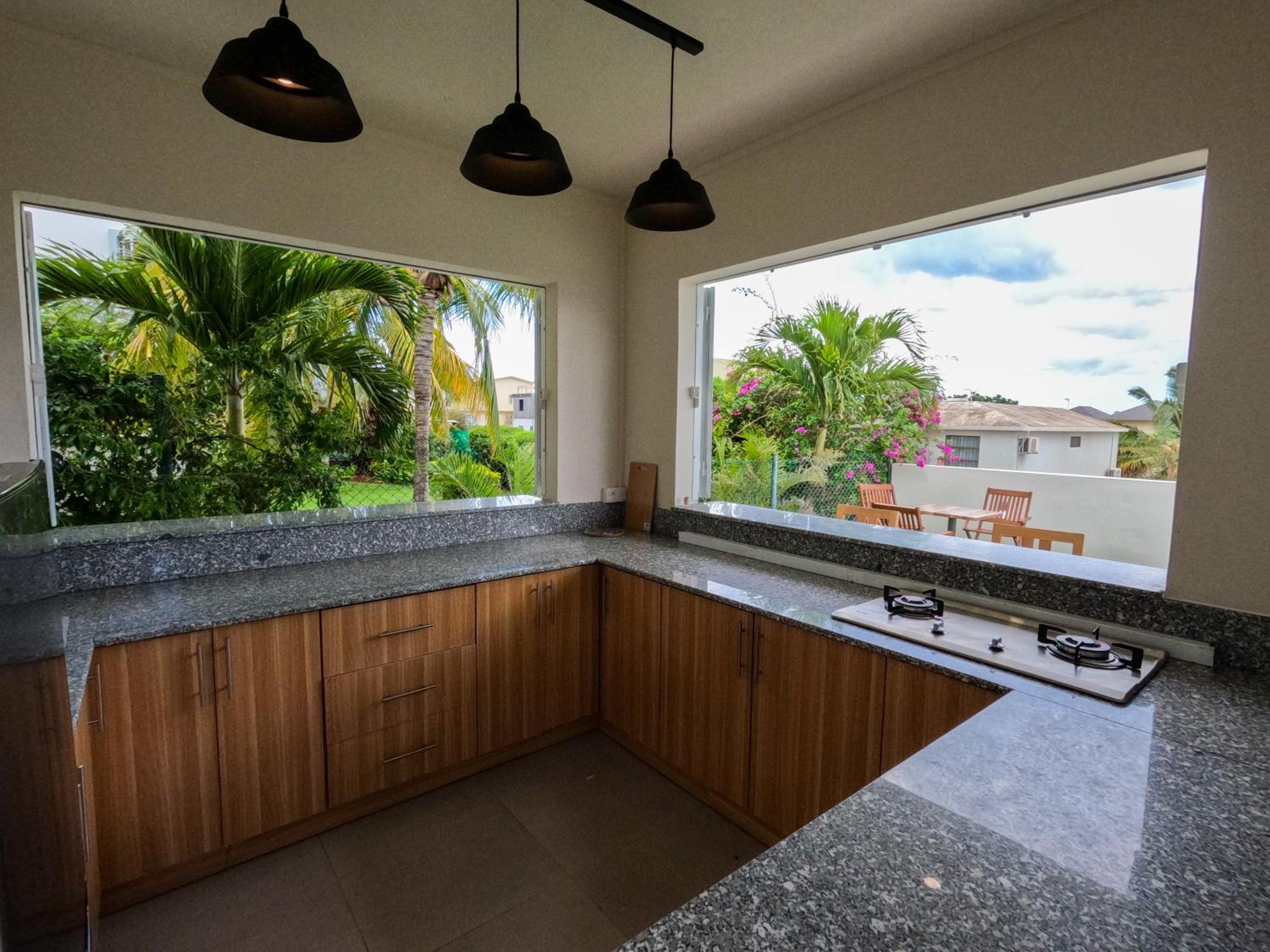 Three-Bedroom Villa - Photo 8