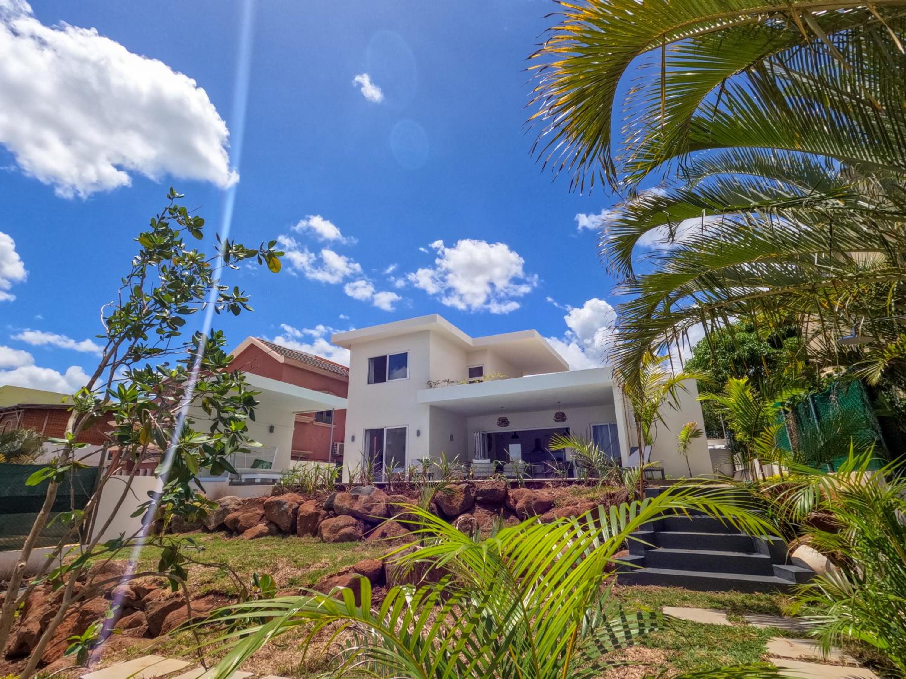 Three-Bedroom Villa - Photo 10
