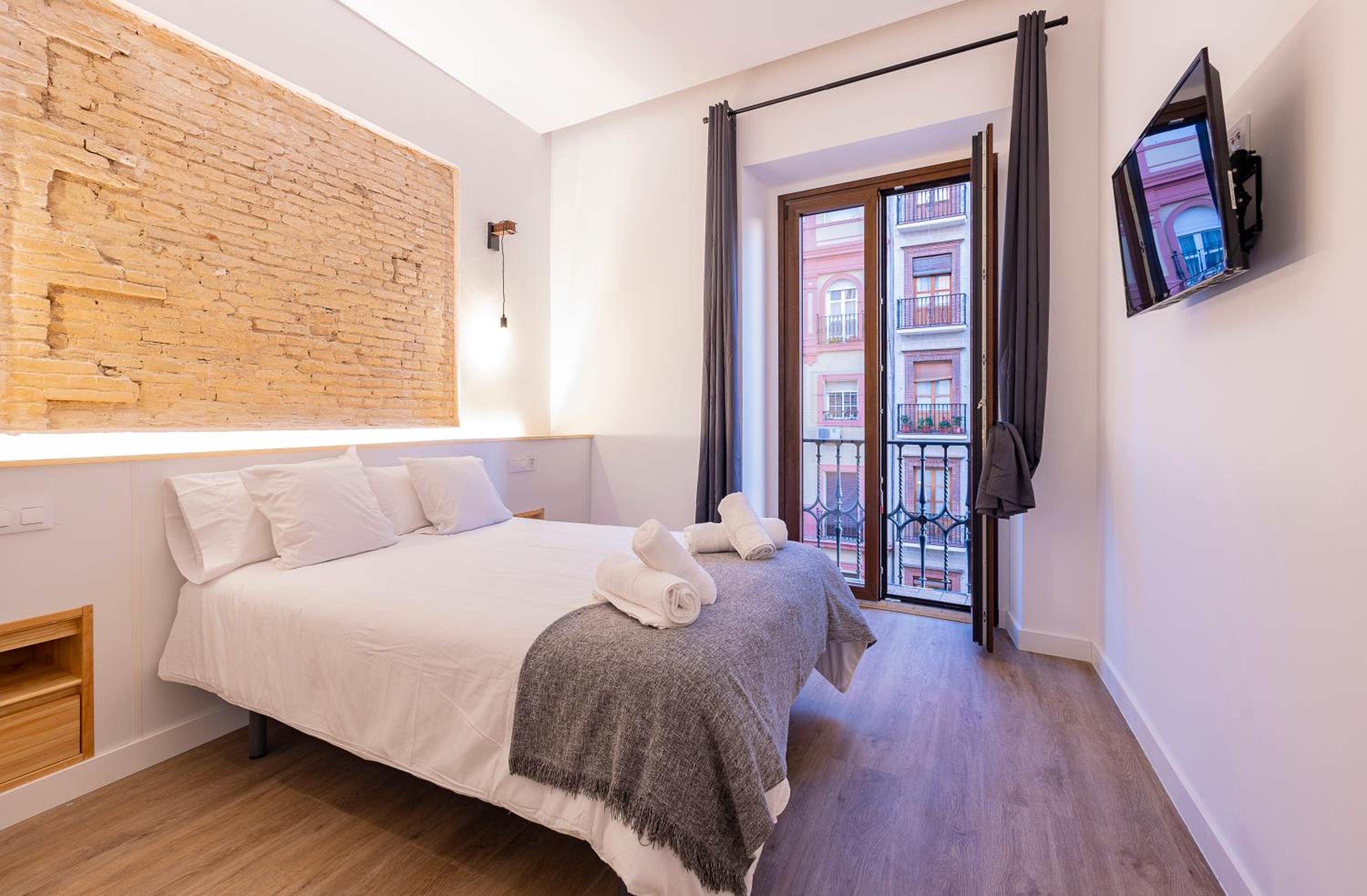 Superior Apartment with balcony - Photo 28