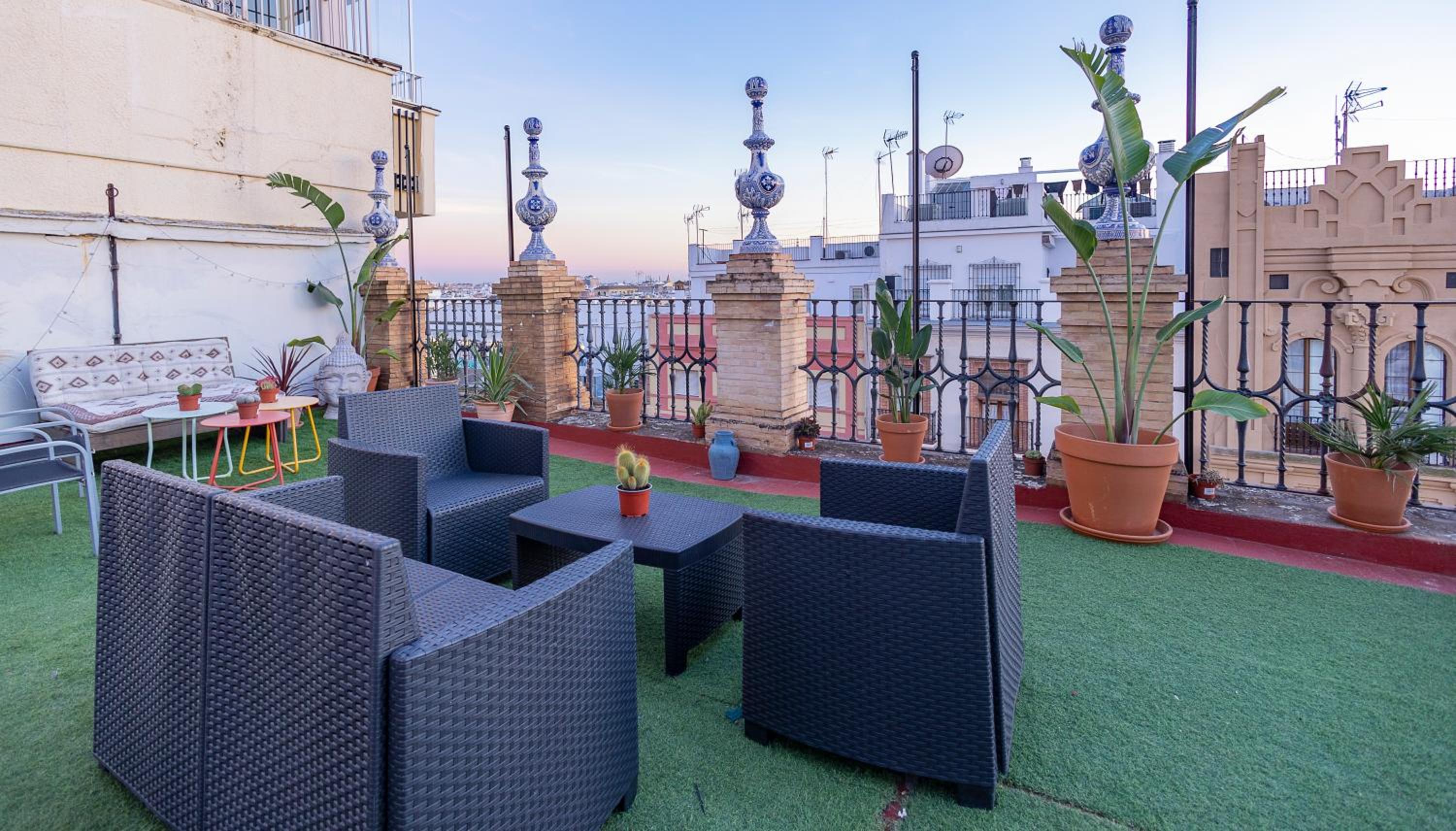 Deluxe Apartment with balcony - Photo 2