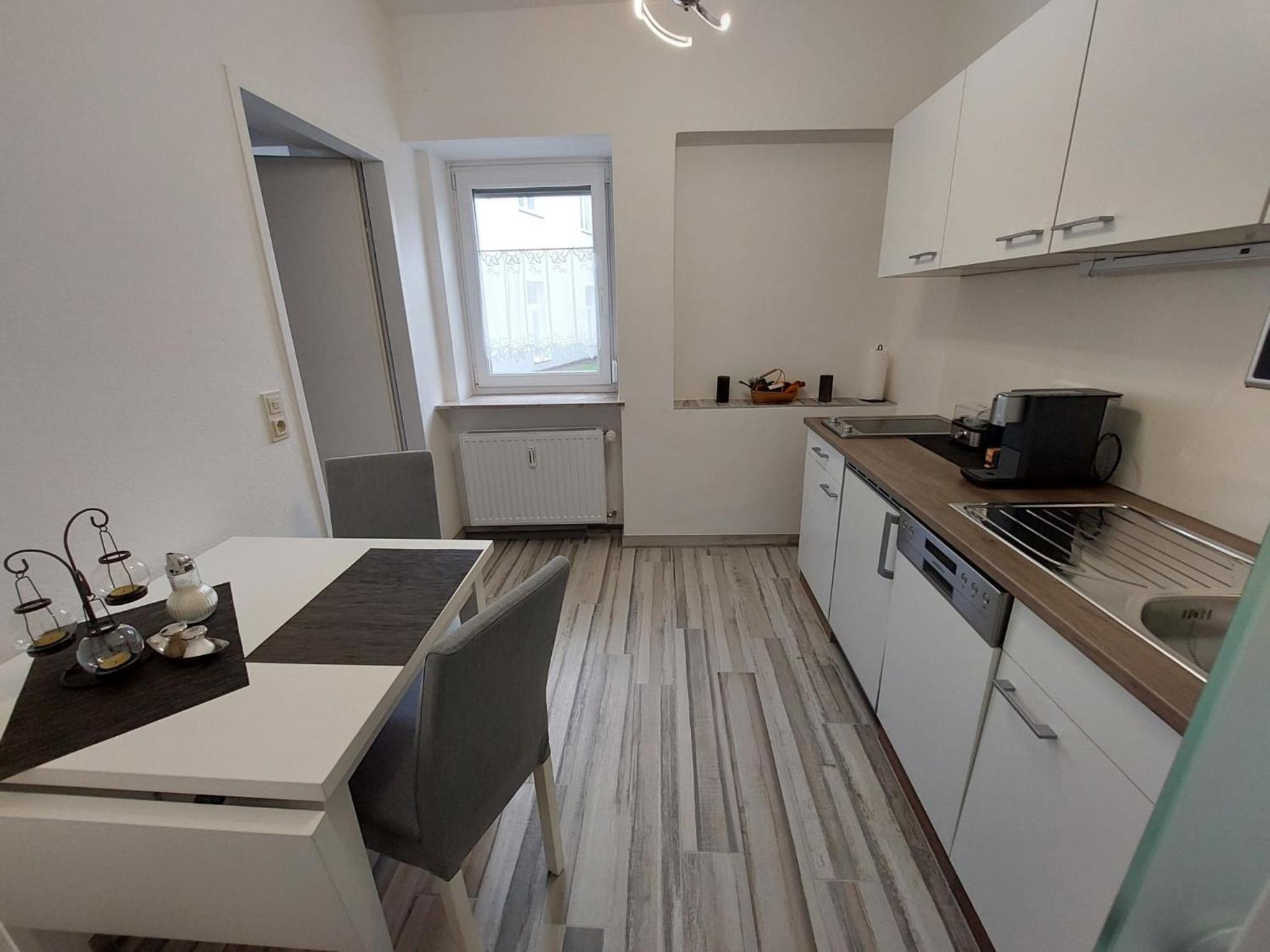 Apartment photo 2