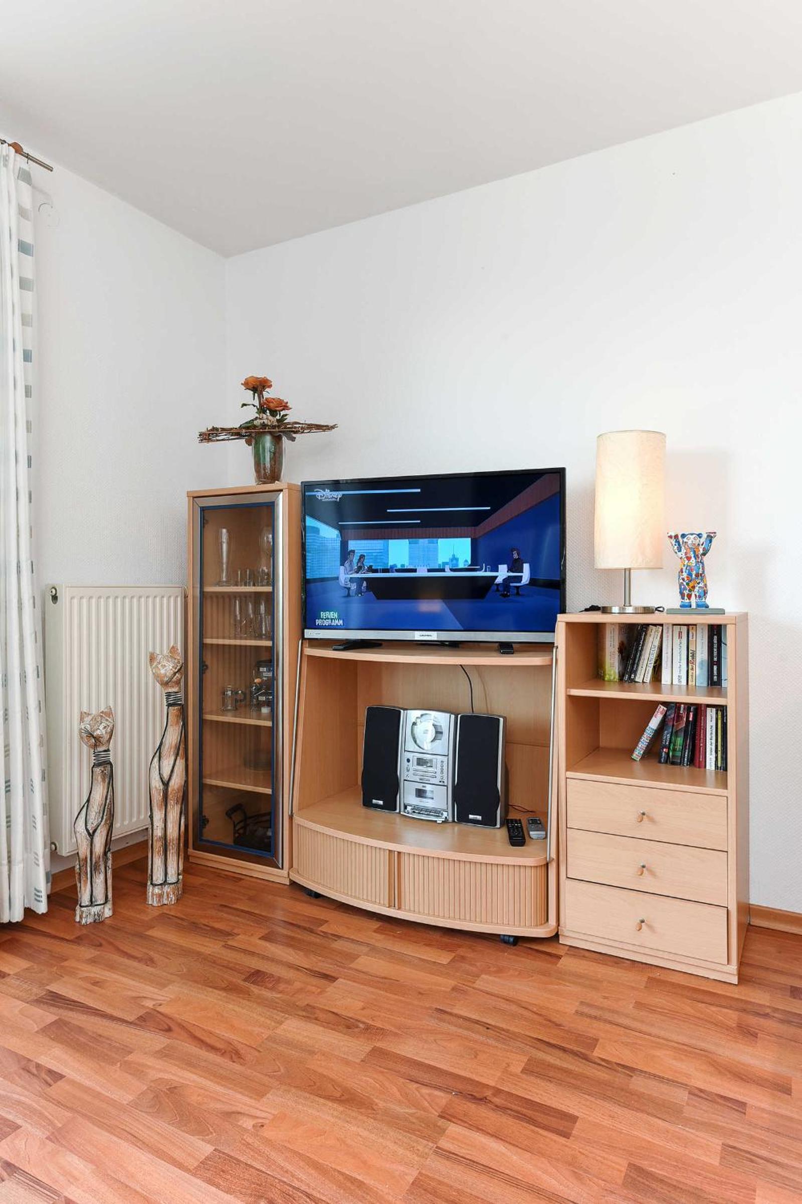 Two-Bedroom Apartment with Shower  photo 3