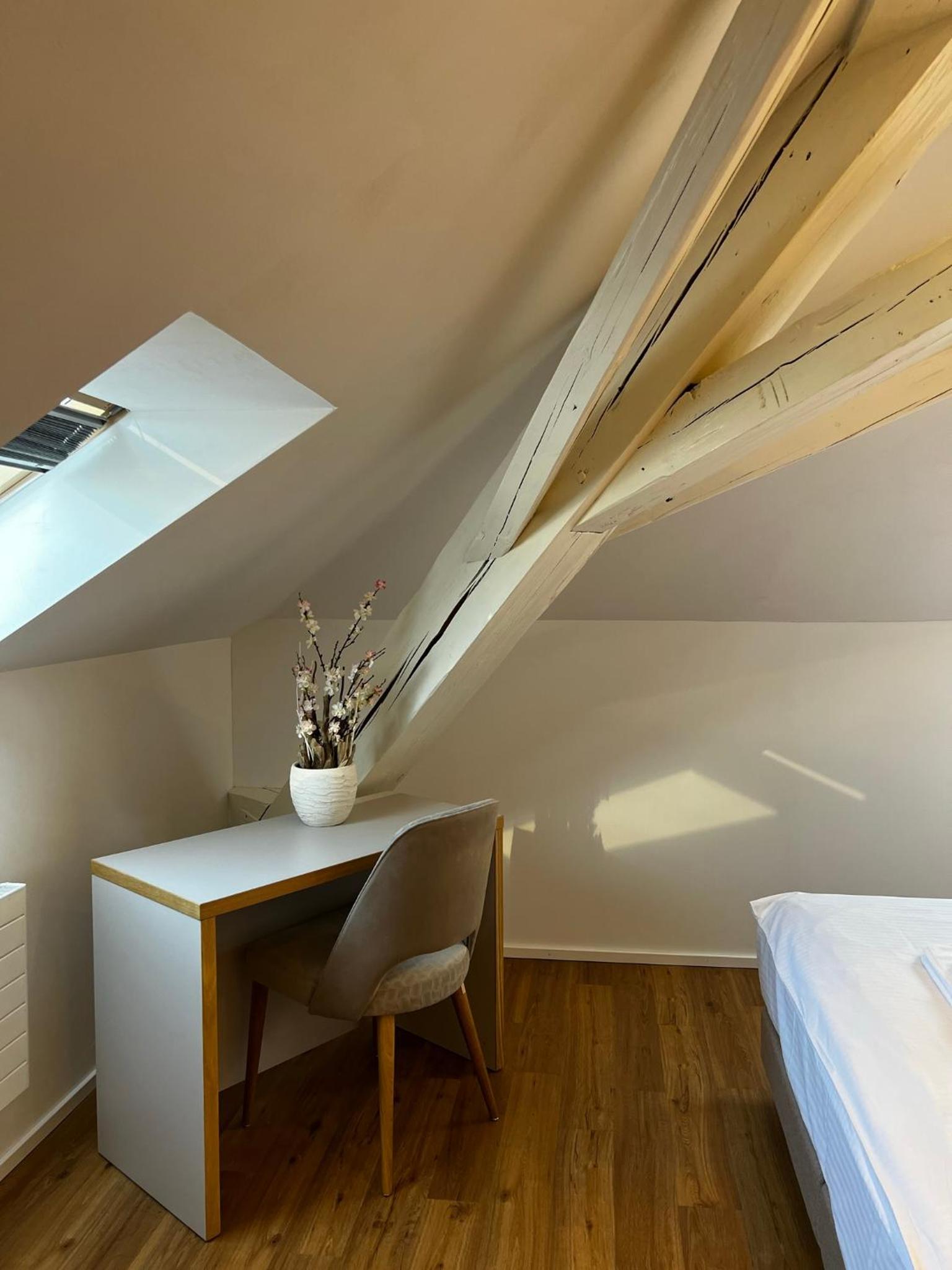 Double Room - Photo 3