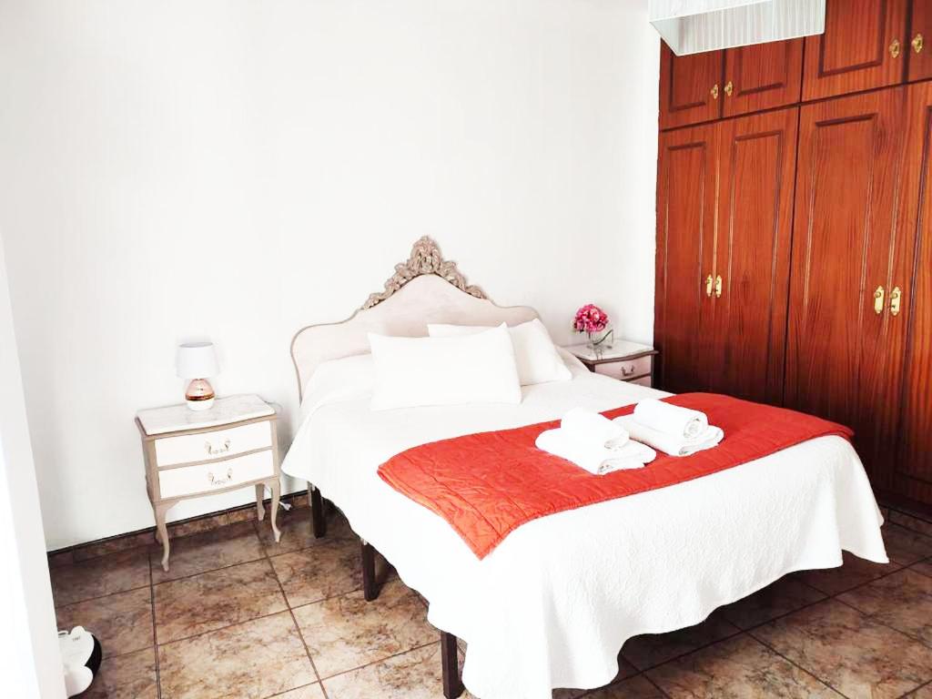 Casa de cuatro habitaciones