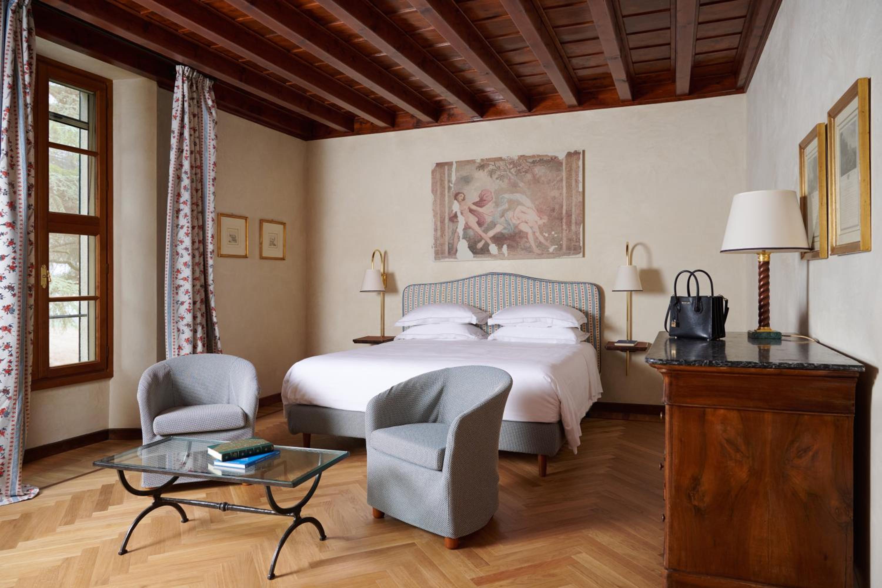 Deluxe Double Room with Spa Access - Photo 1