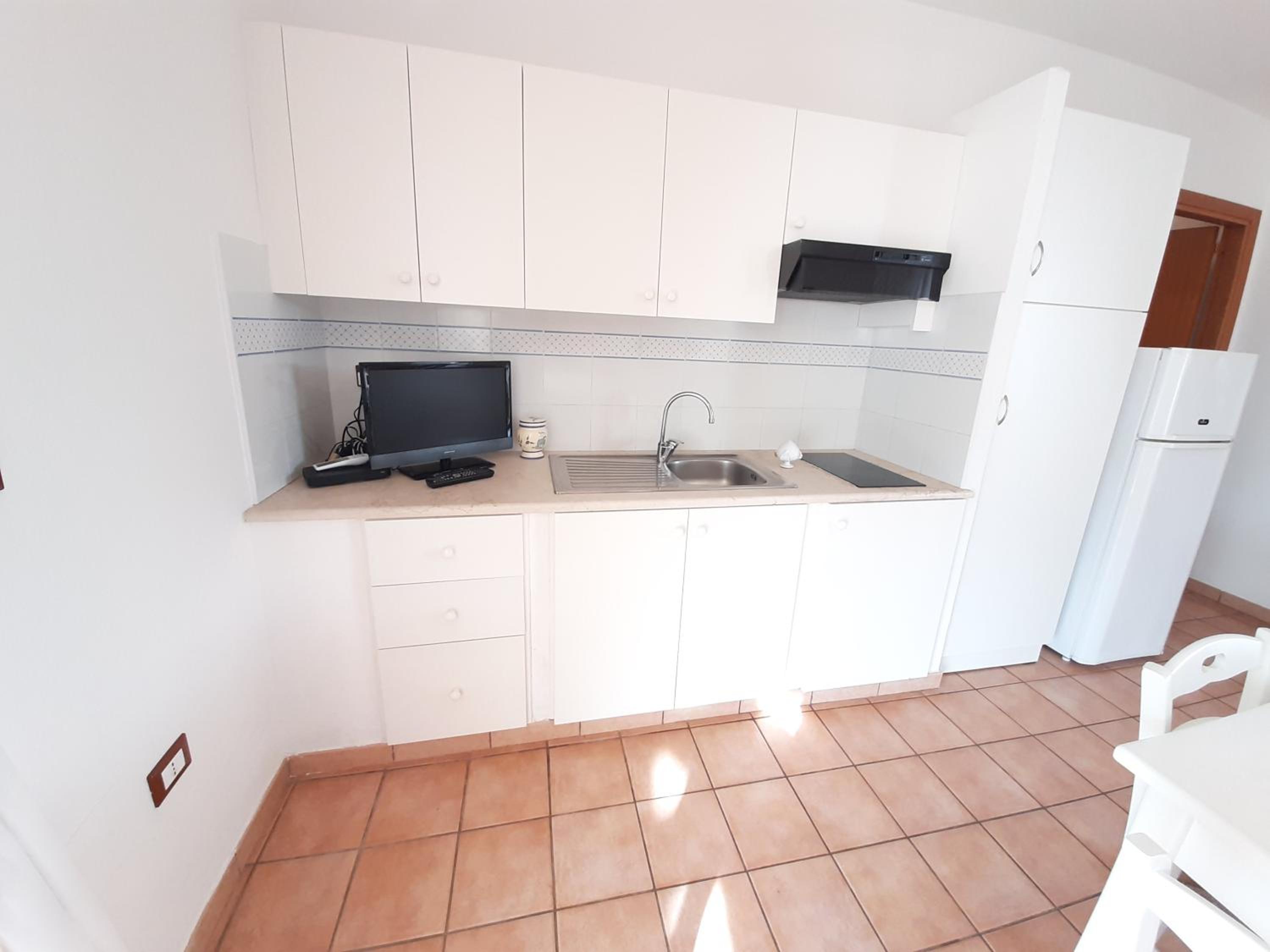 Two-Bedroom Apartment with Patio photo 3