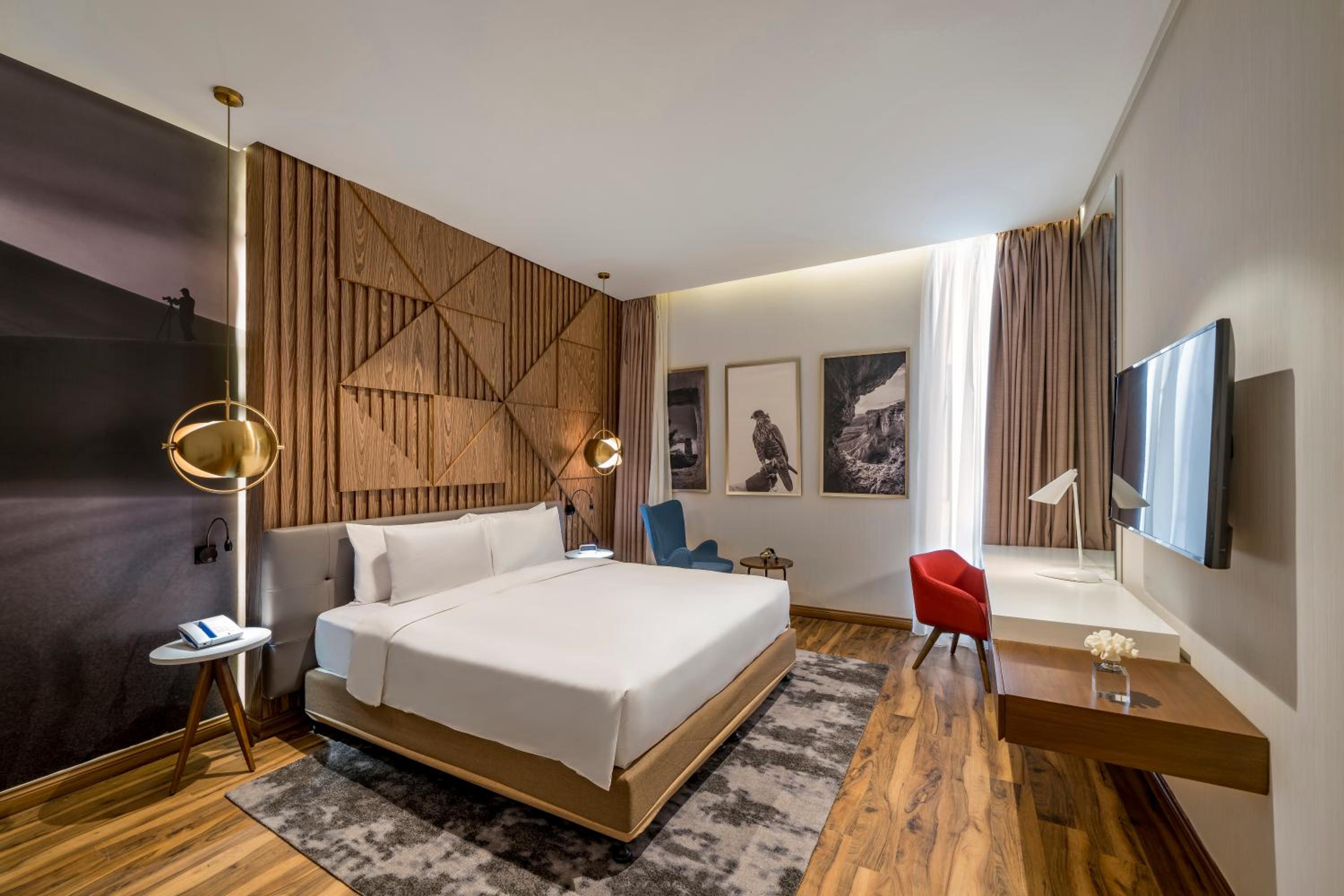 Junior Suite with Terrace - Photo 3