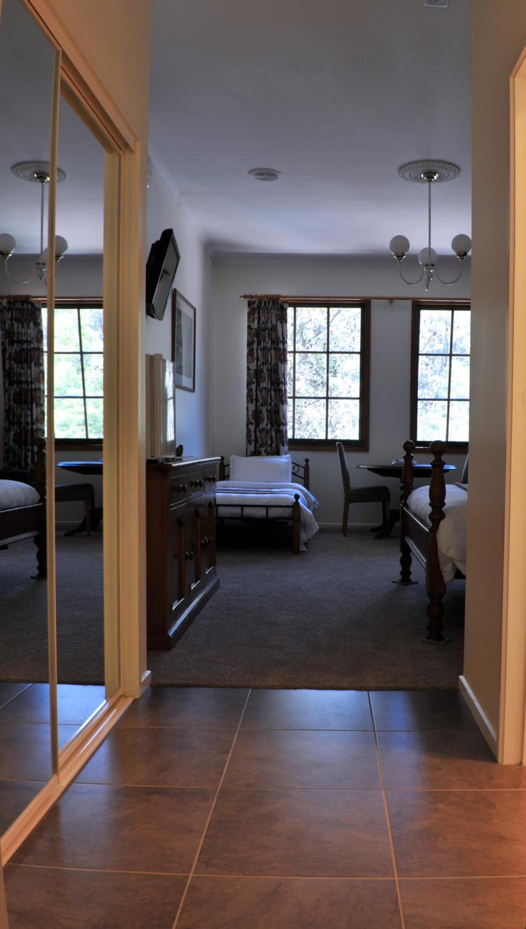Premier Queen Room photo 2