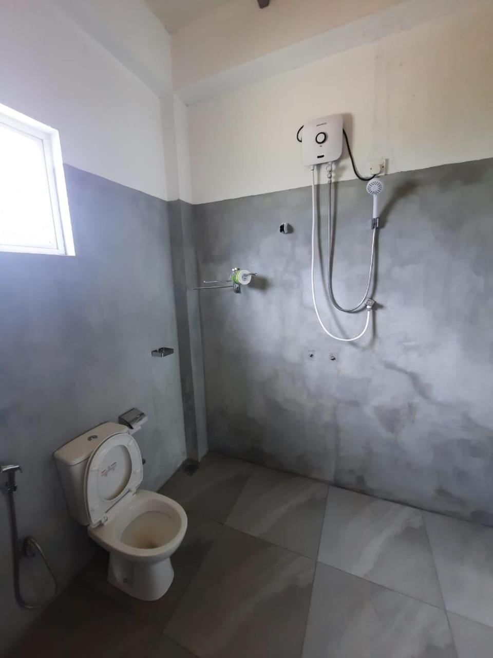 Deluxe Double Room with Side Sea View photo 3
