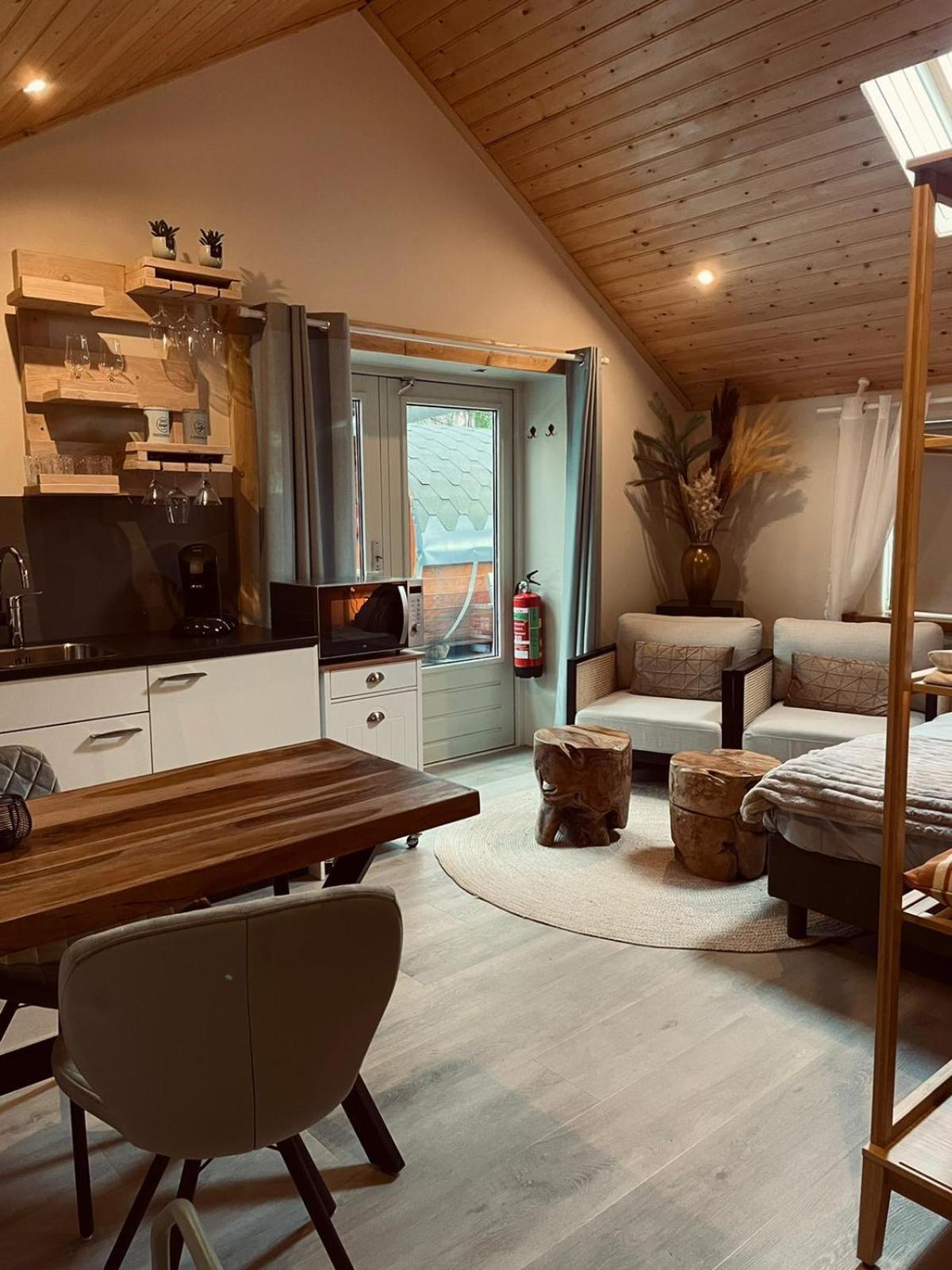 Double Room with Private Bathroom photo 3