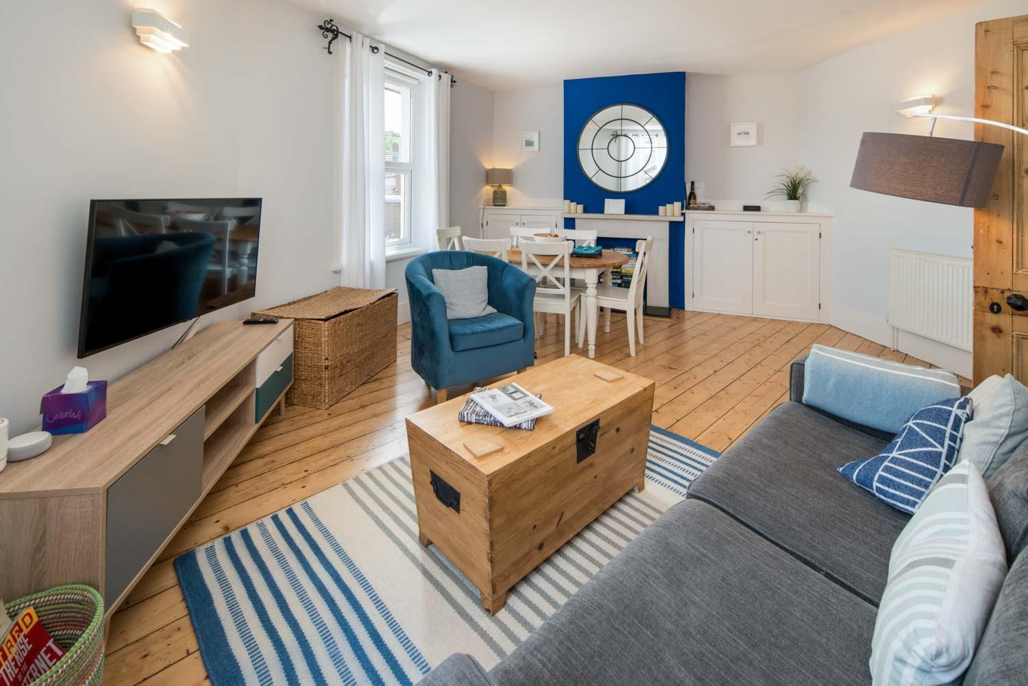 Apartment with Sea View photo 2