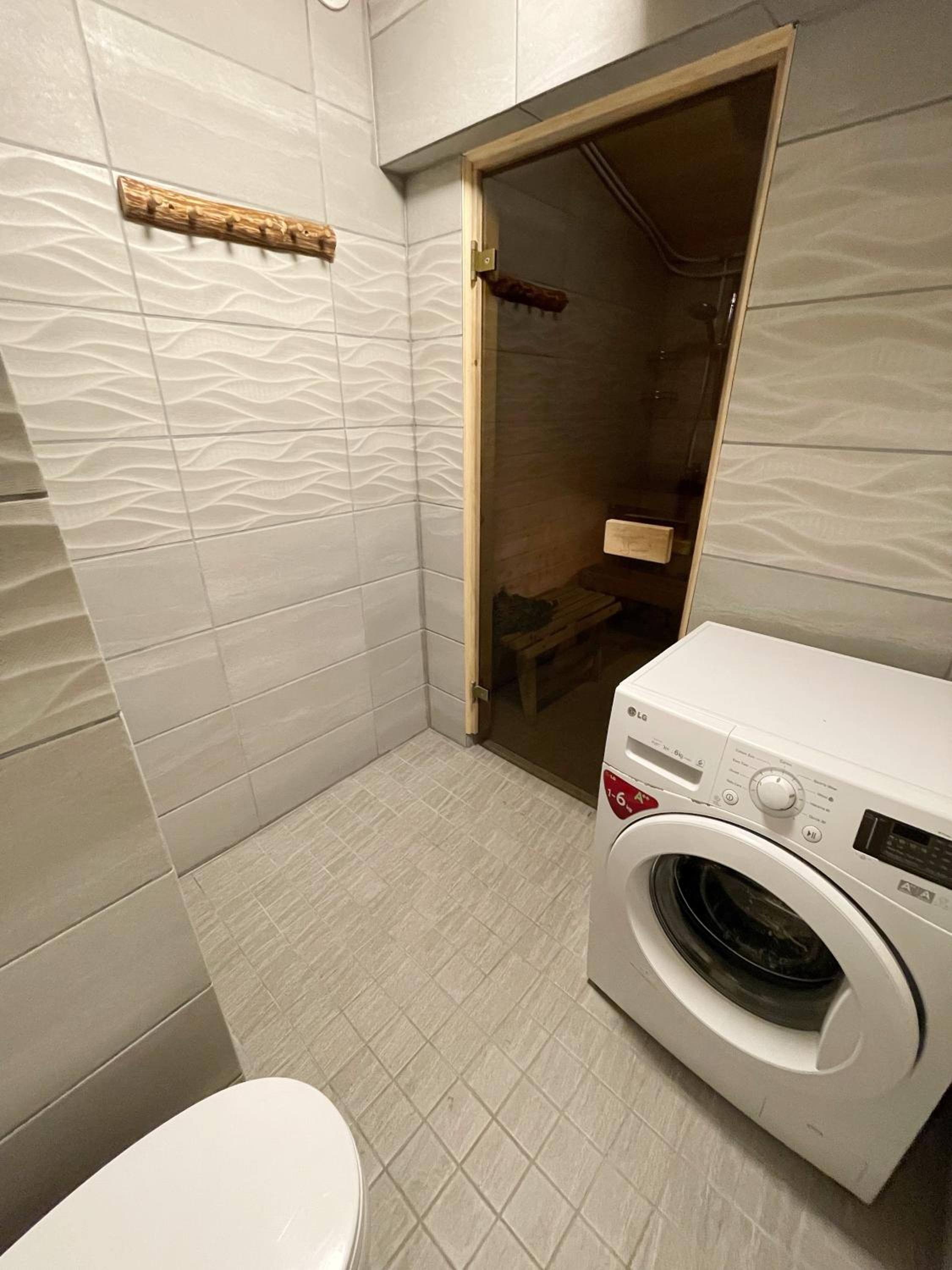Two-Bedroom House - Photo 36