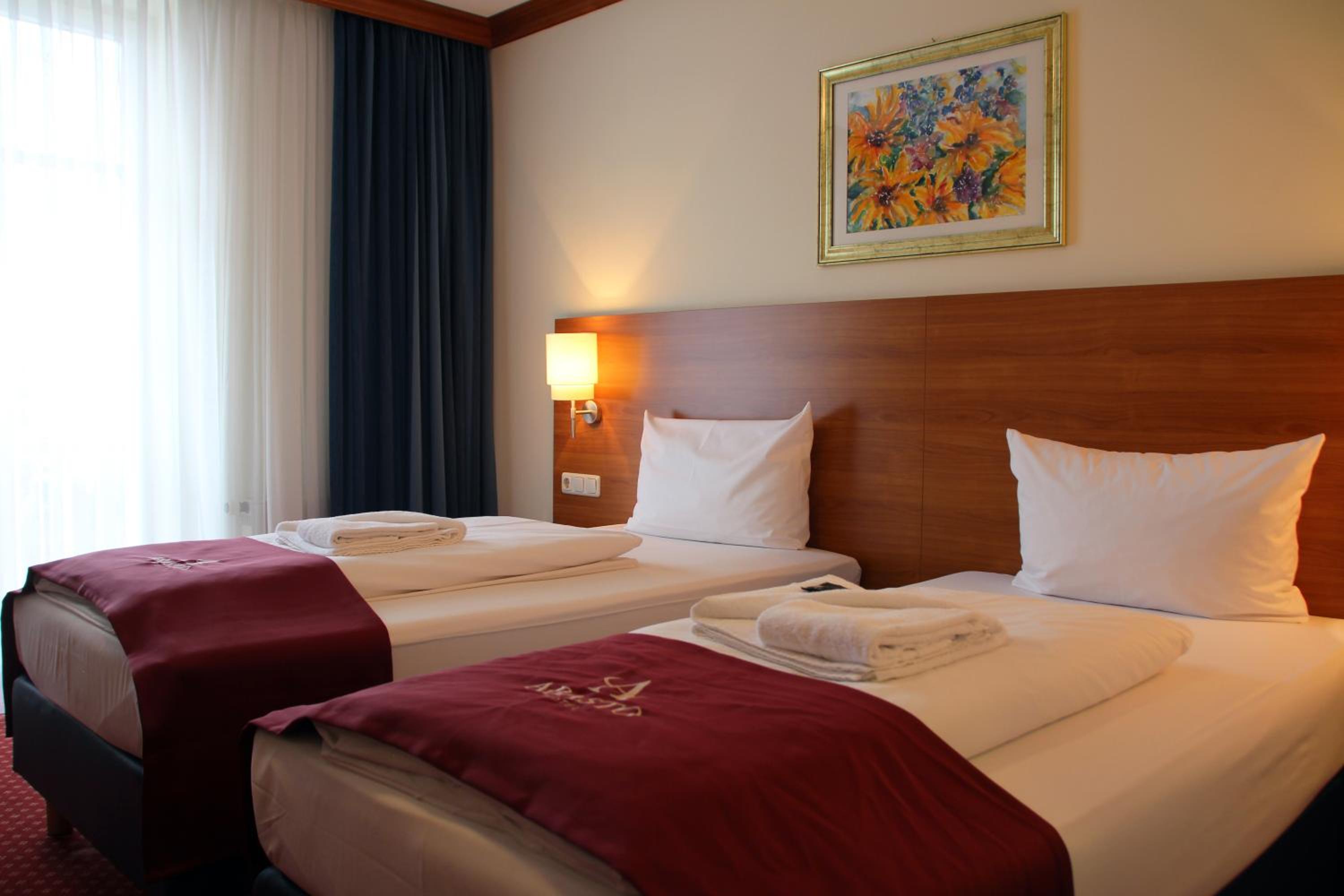 Standard Double Room - Photo 4