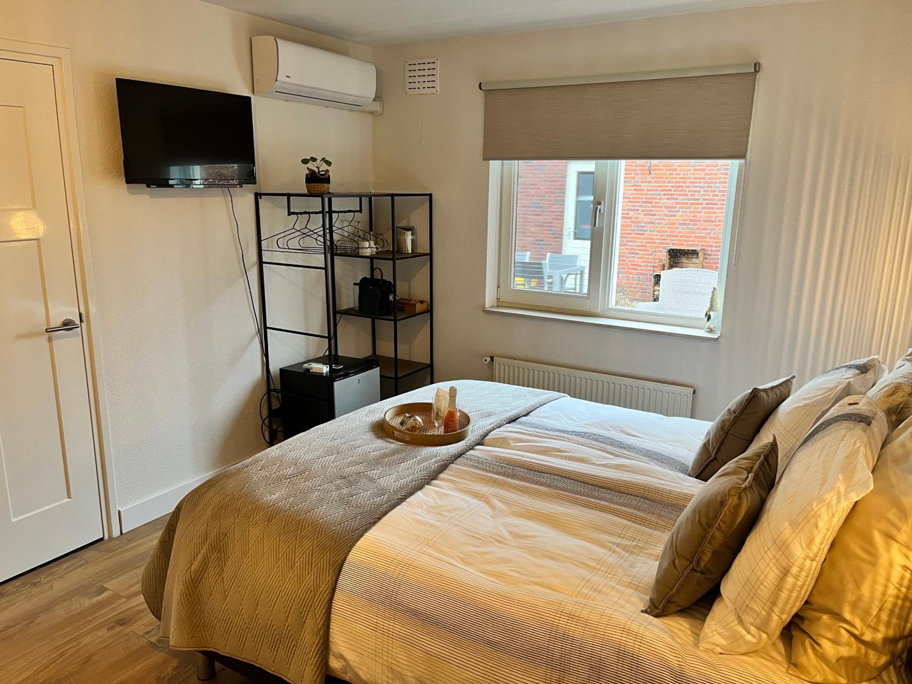 Double Room with Private Bathroom photo 3