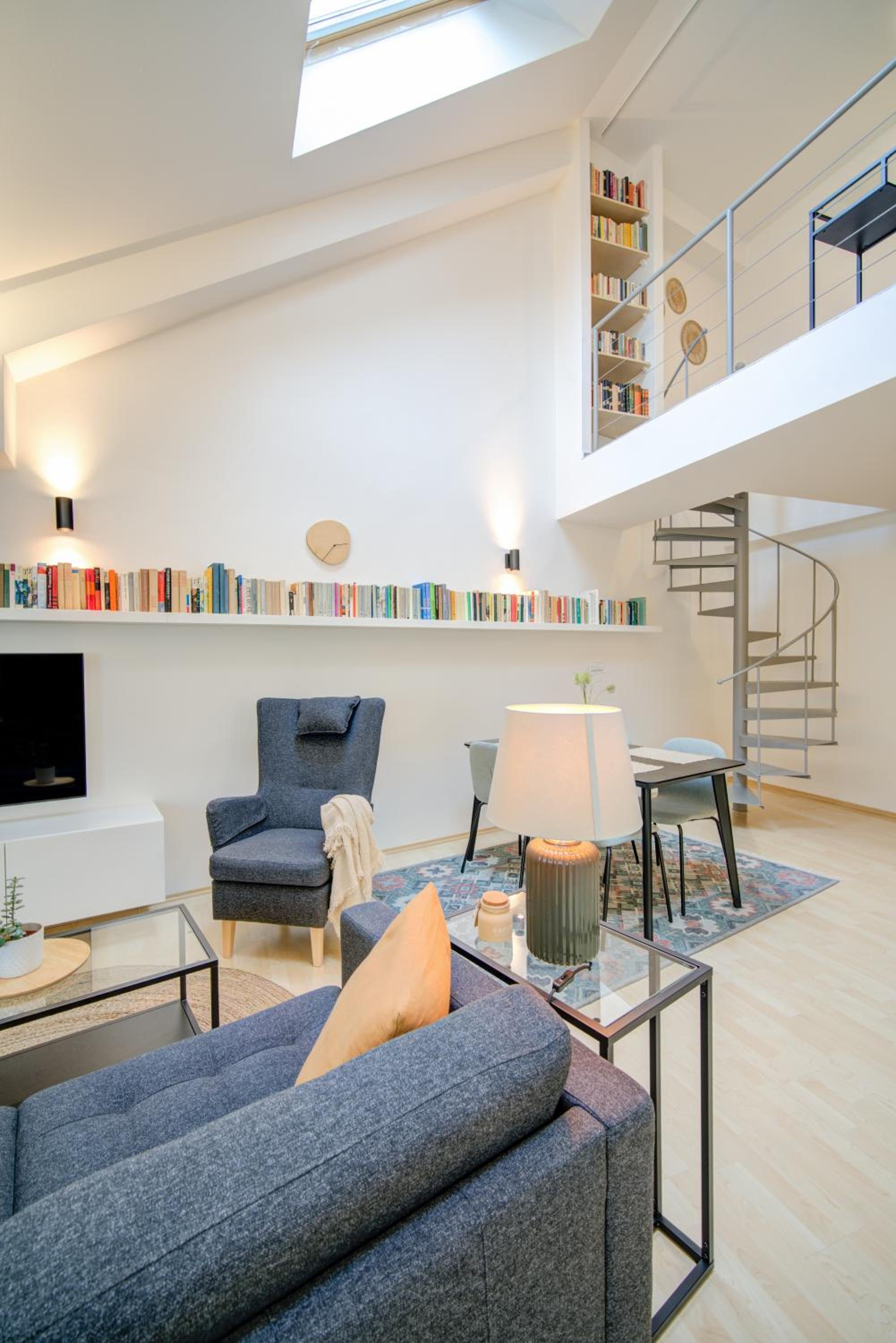Loft - Photo 9