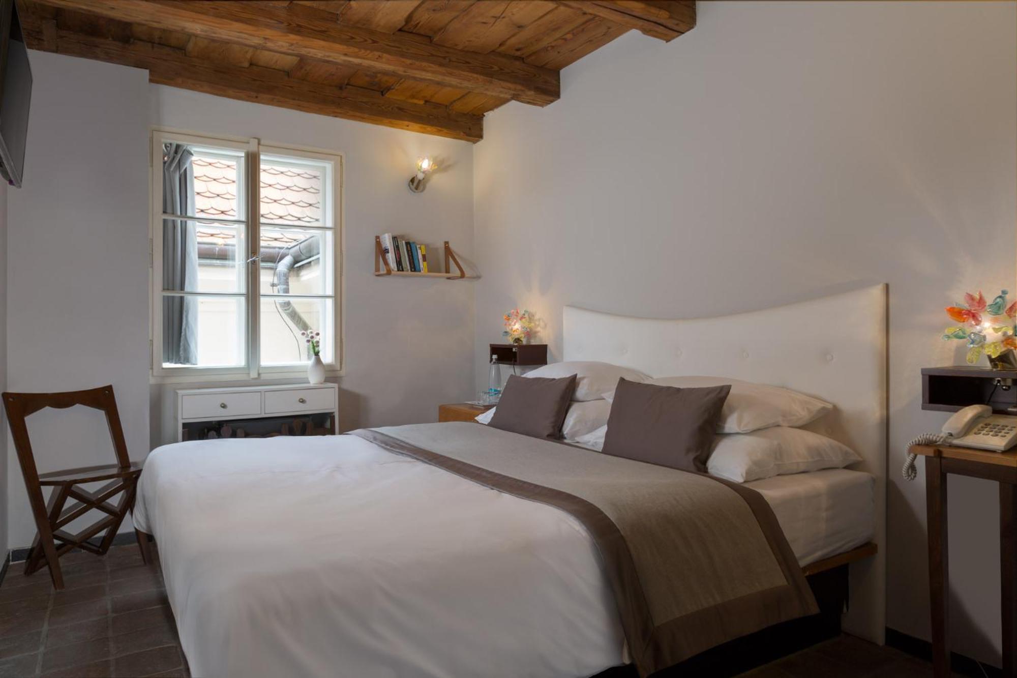 Available room