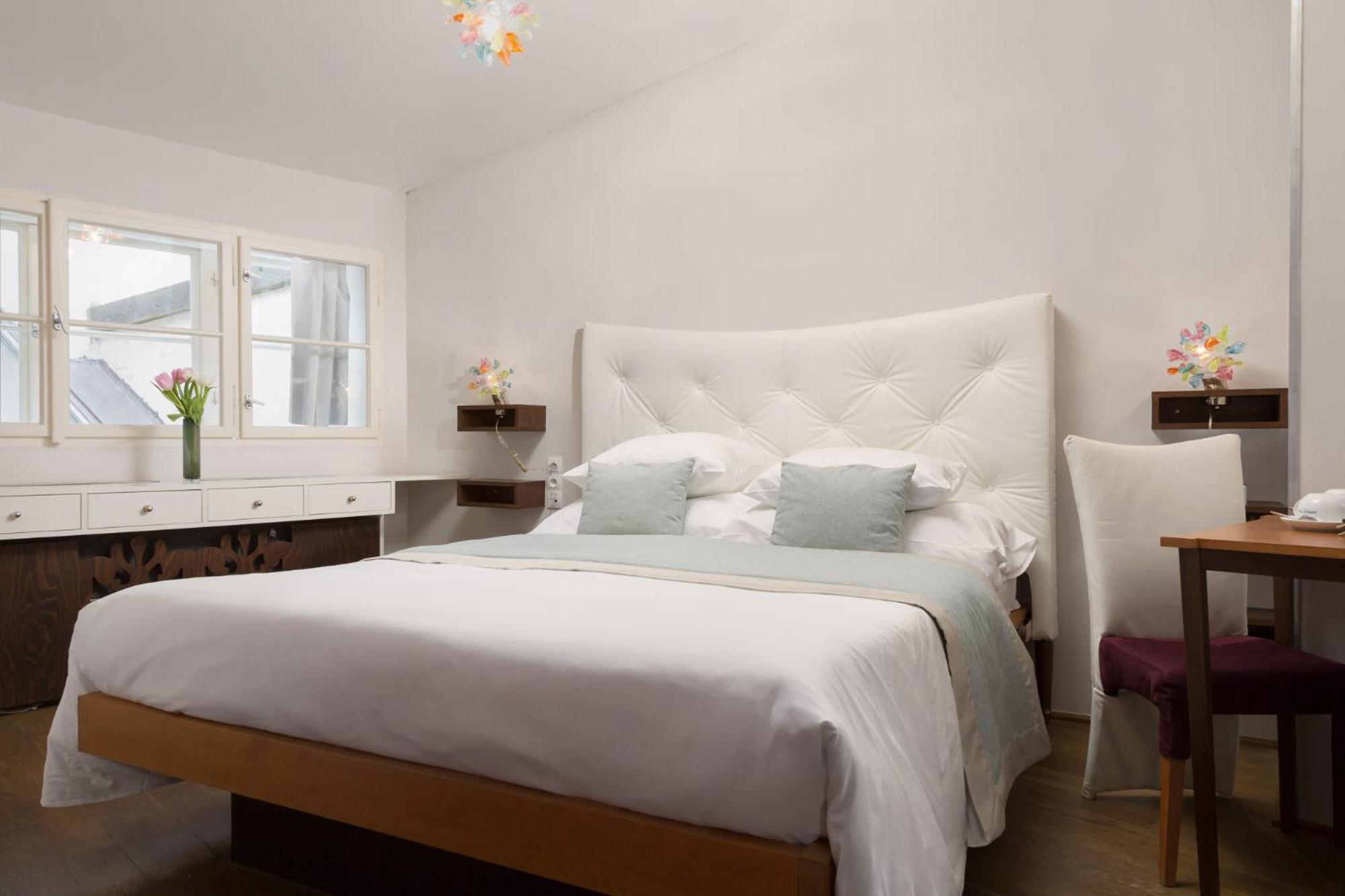 Available room